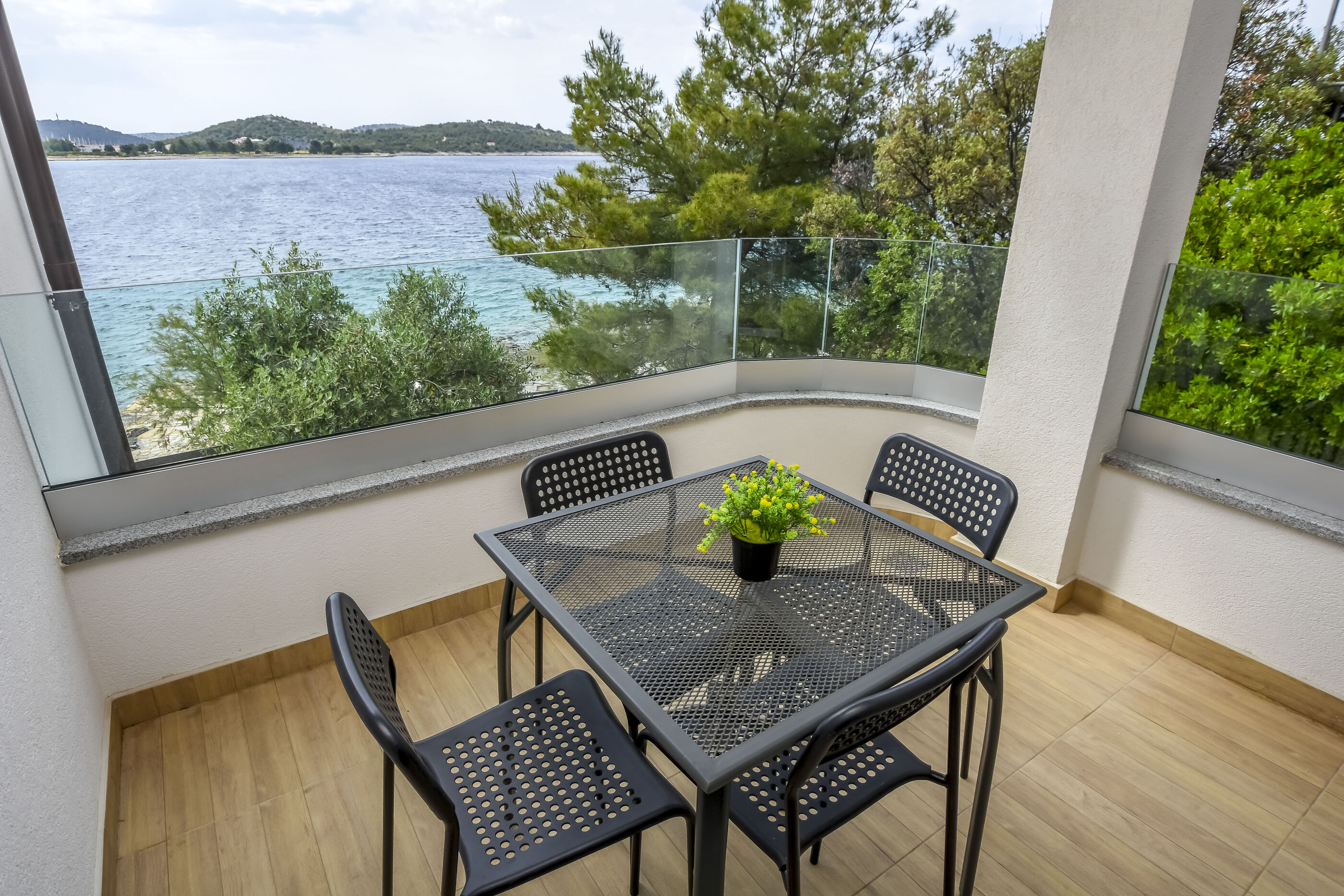 Apartments Seaside apartments Polić 82541-A3