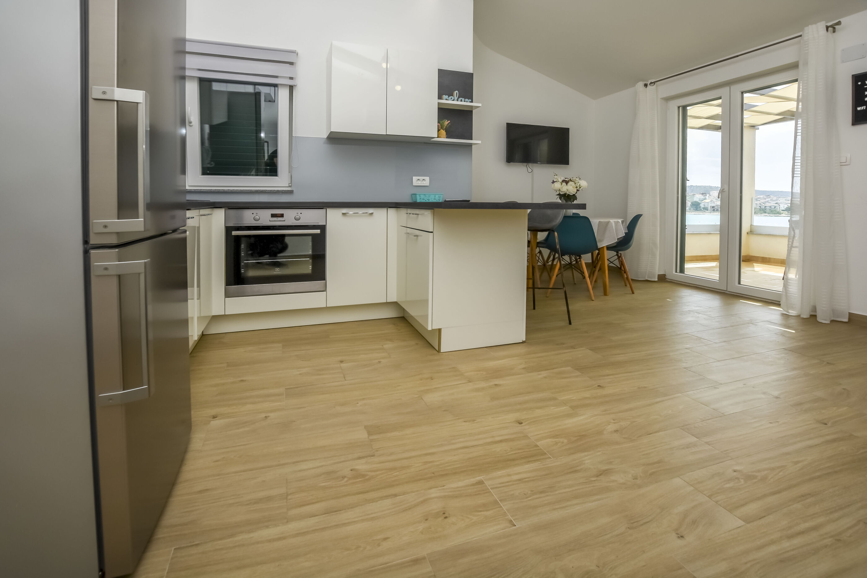 Apartments Seaside apartments Polić 82541-A6