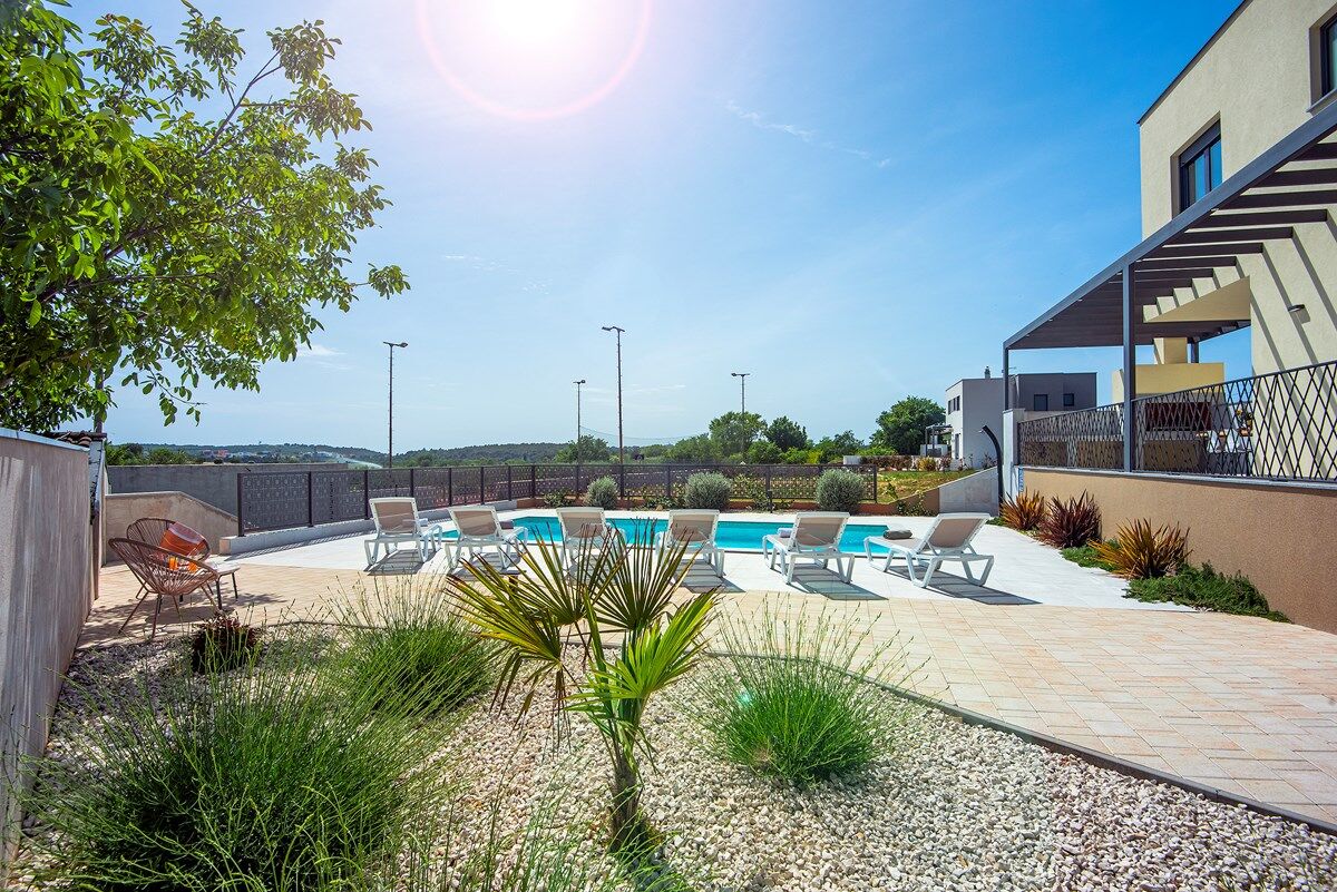 Villa Helios 74242-K1