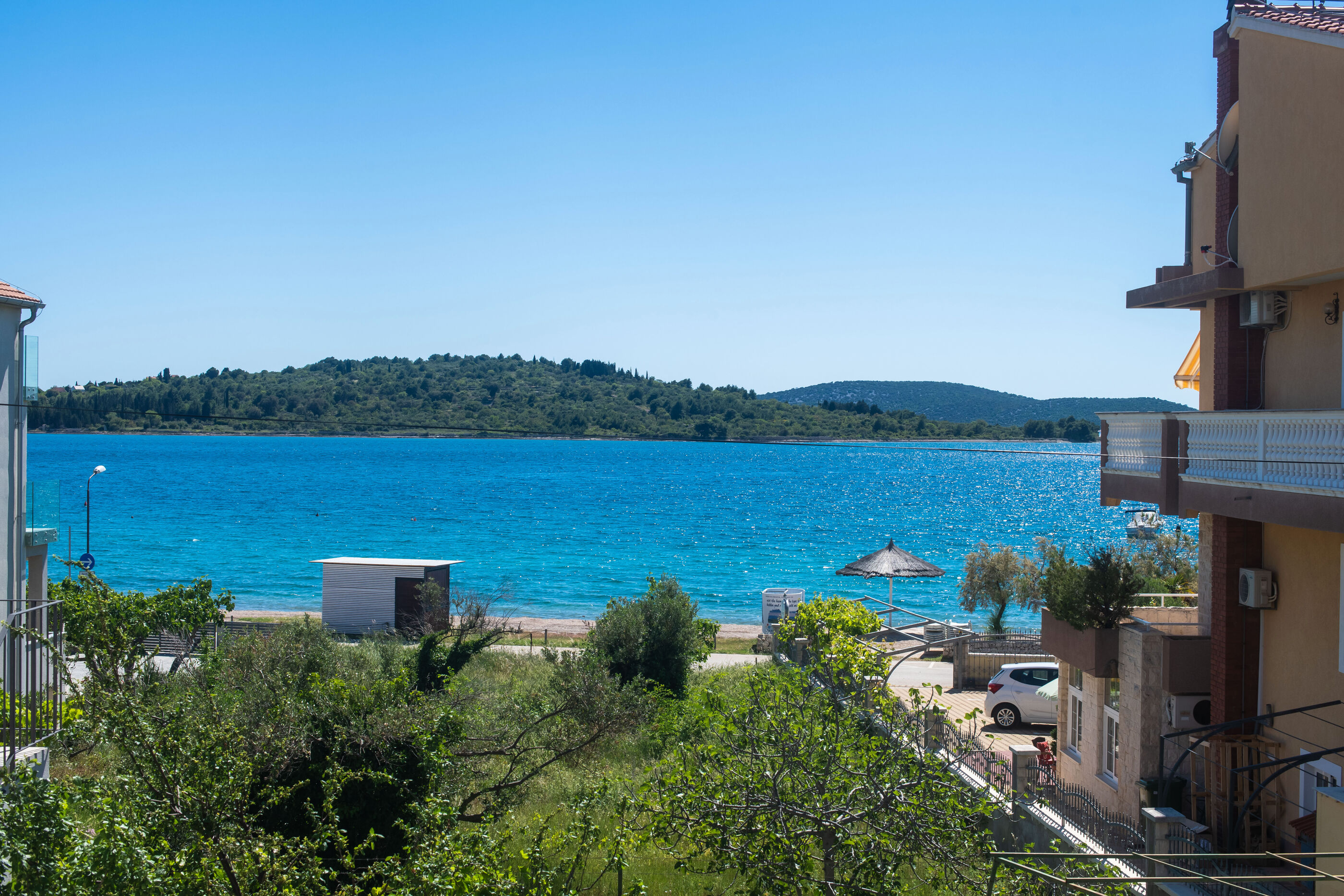 Apartments Goran near the beach 86781-A1
