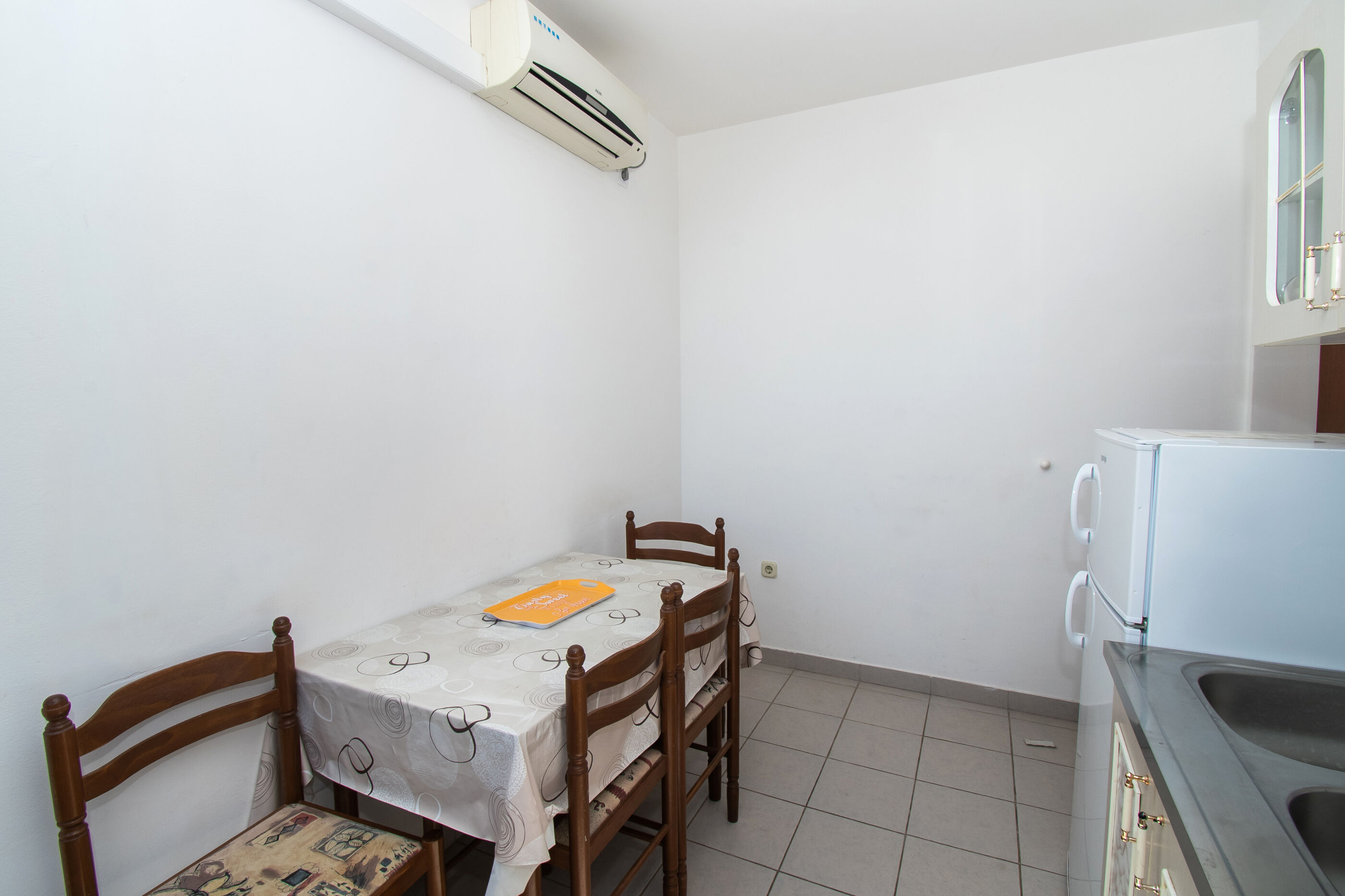 Apartments Goran near the beach 86781-A2