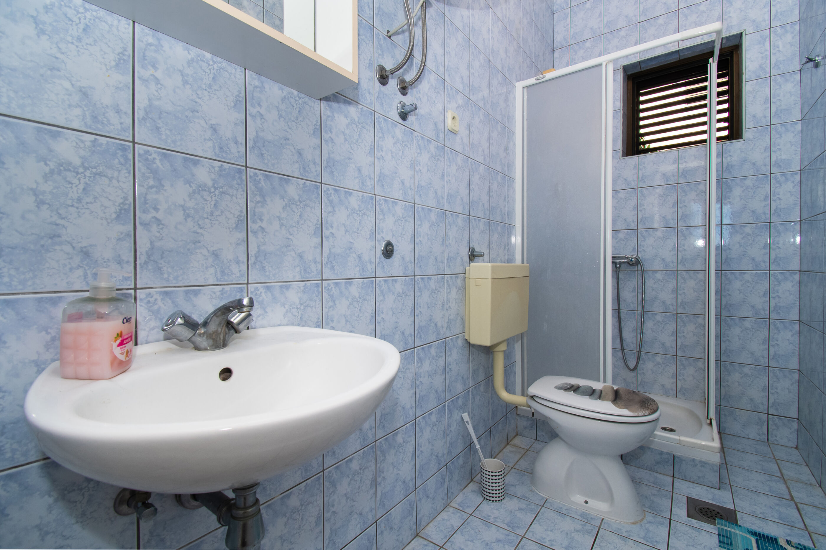 Apartments Goran near the beach 86781-A3