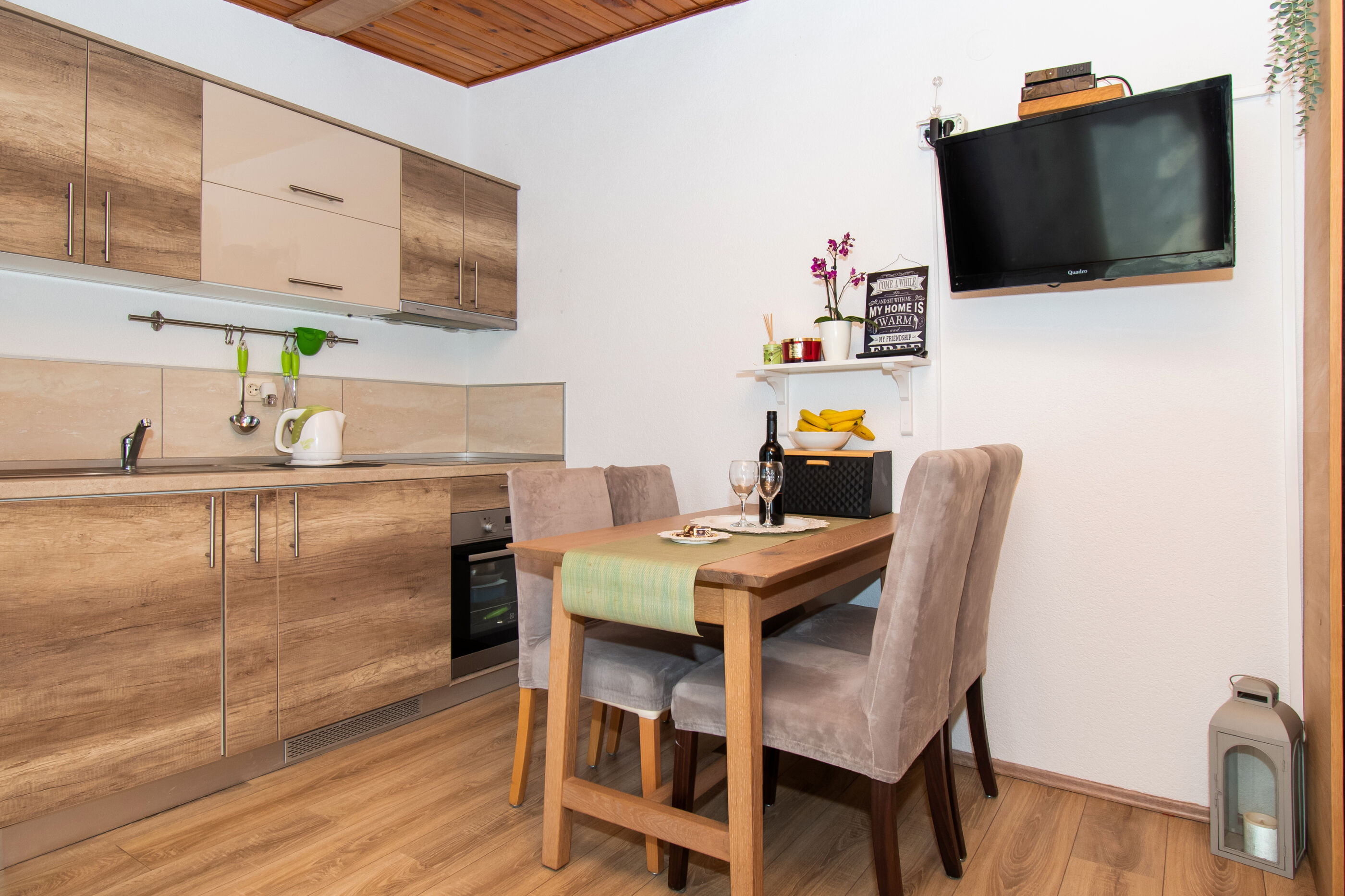 Apartments Snježana 21551-A1