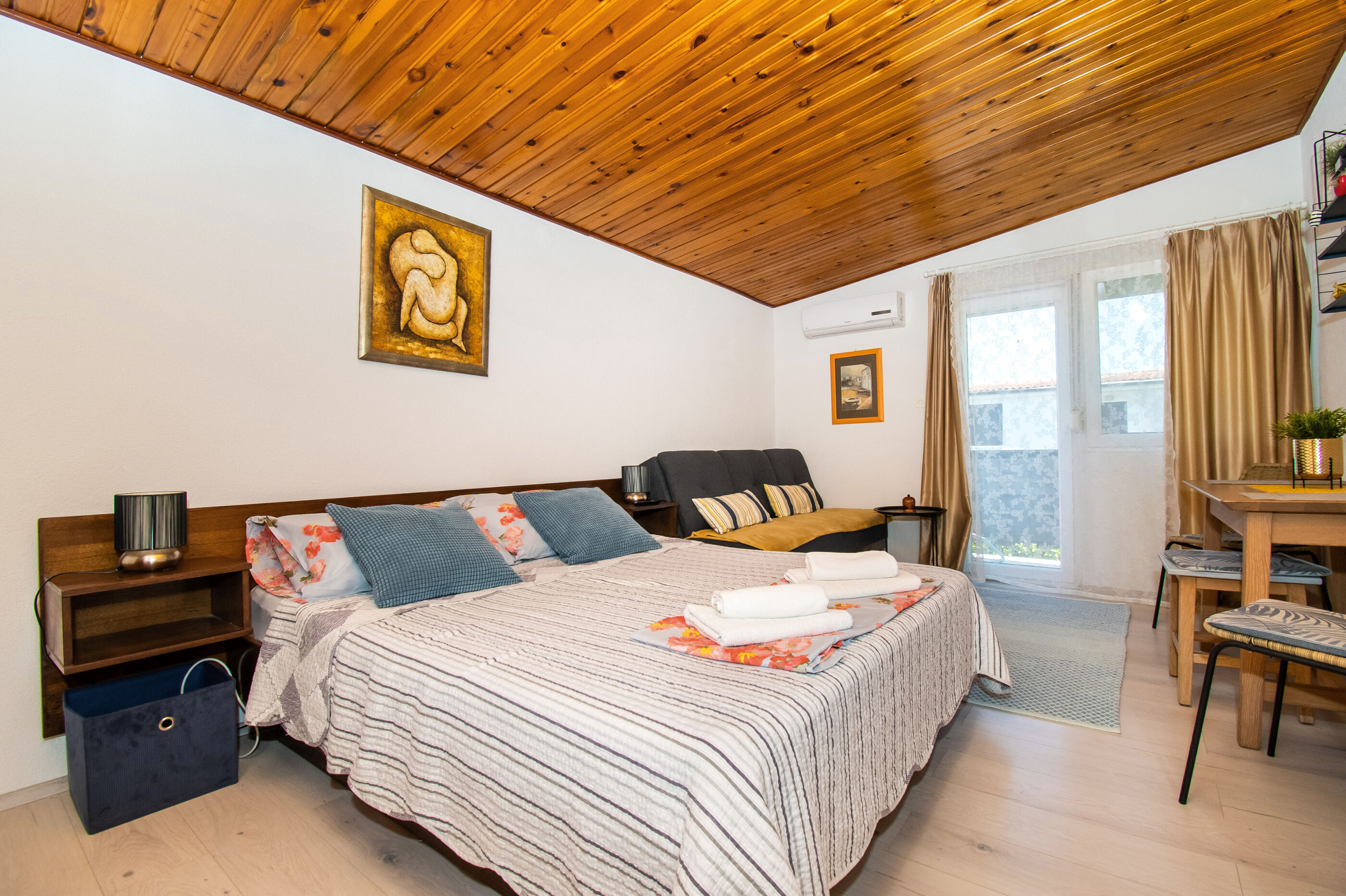Apartments Snježana 21551-A2