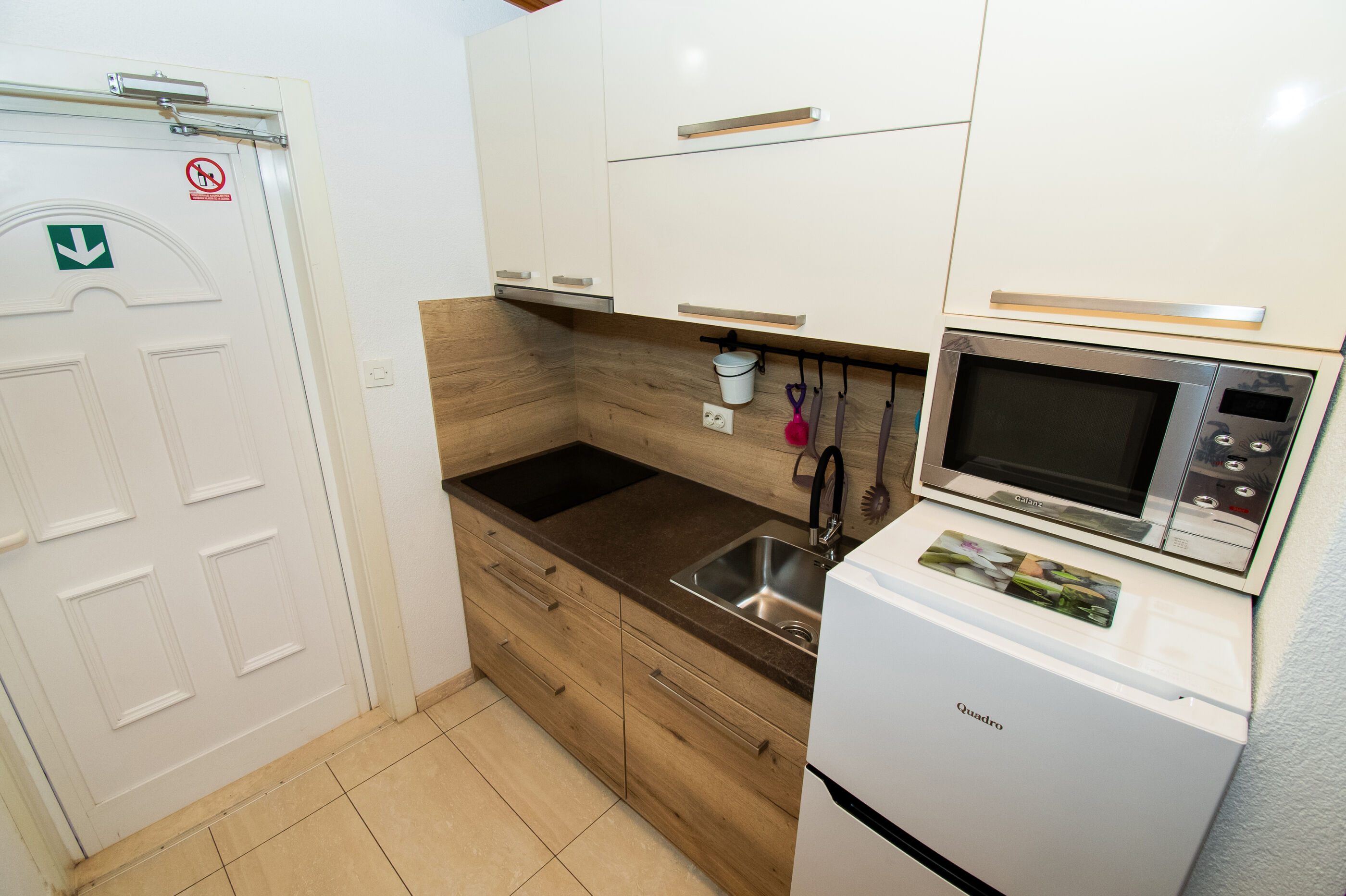 Apartments Snježana 21551-A2