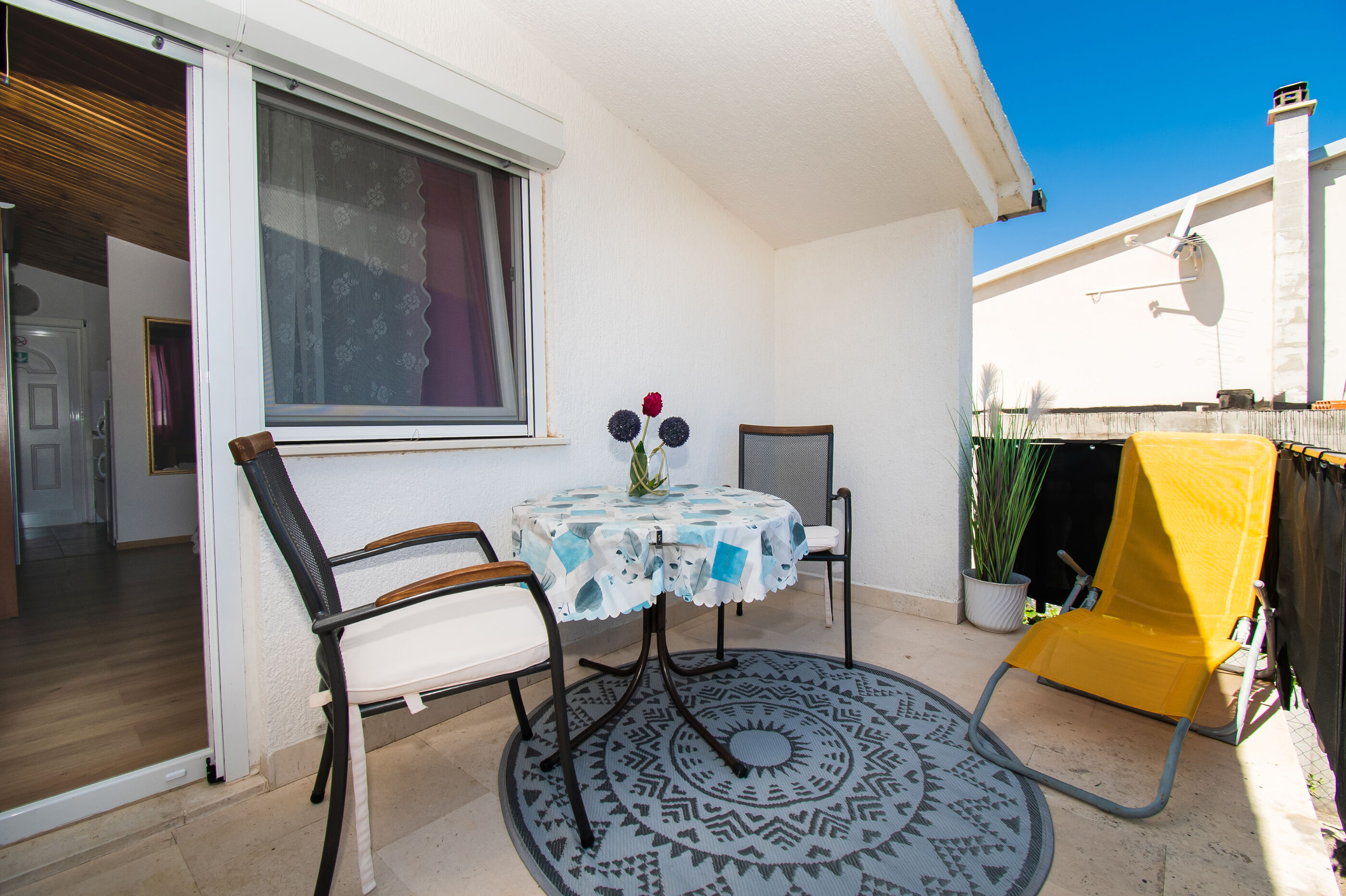 Apartments Snježana 21551-A3