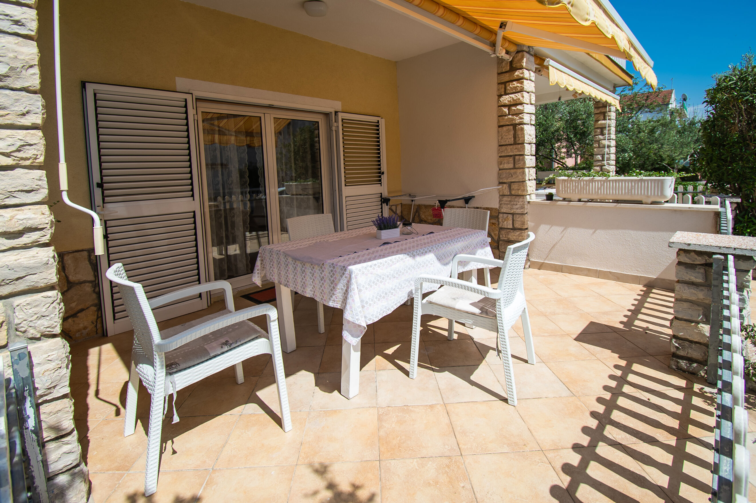 Apartments Tiho 63651-A1