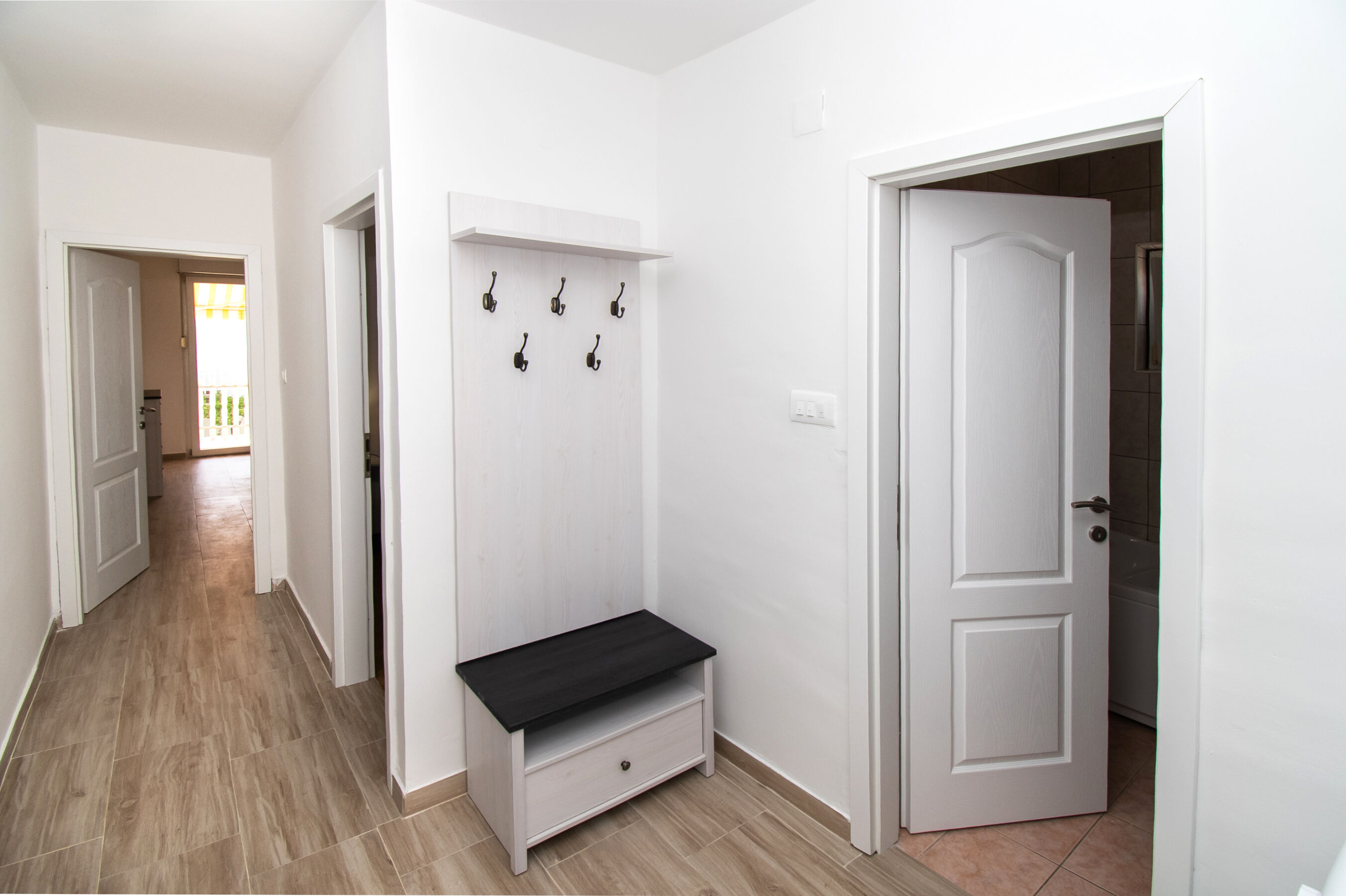 Apartments Tiho 63651-A2