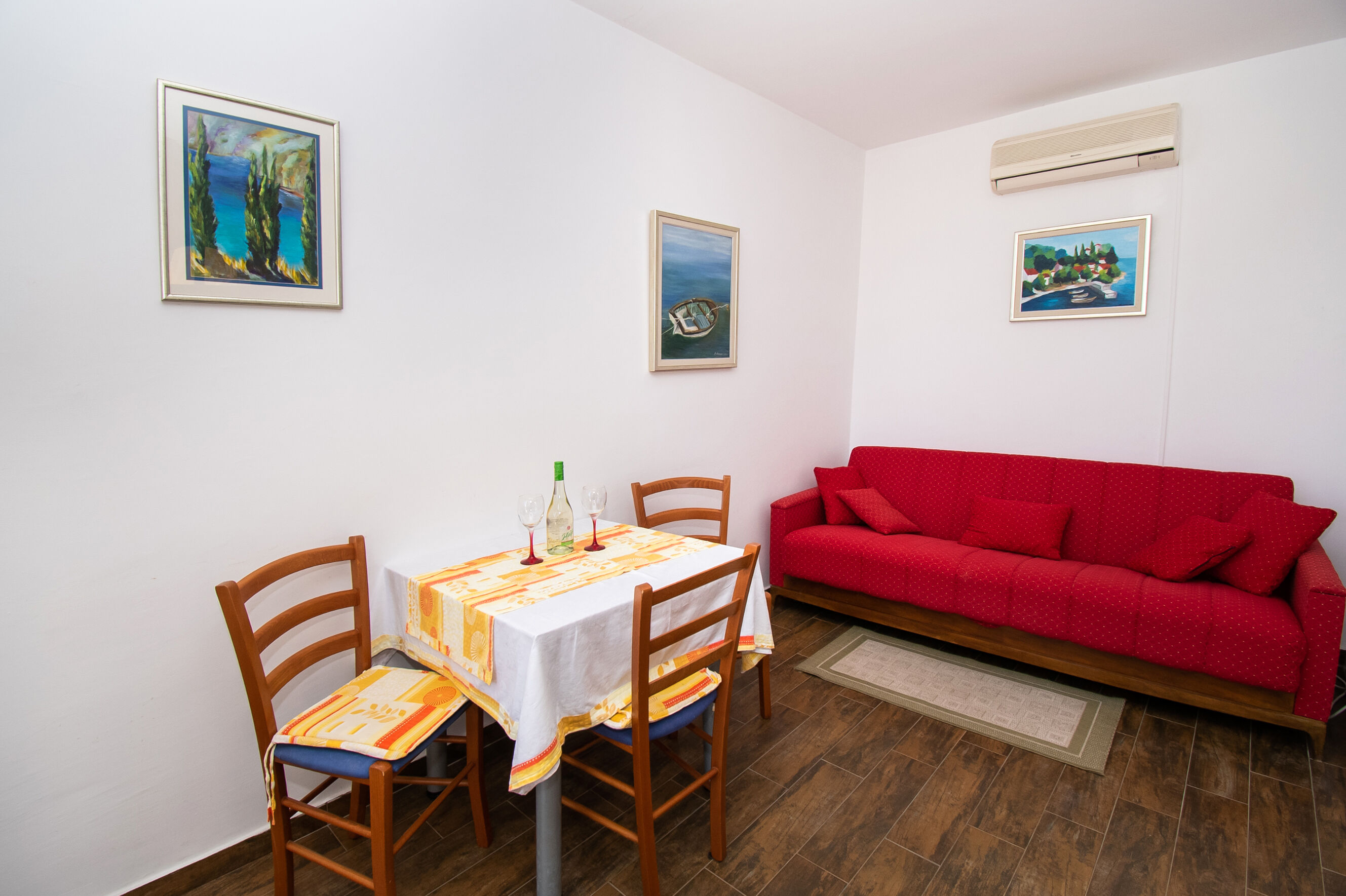 Apartments Danica 55621-A1
