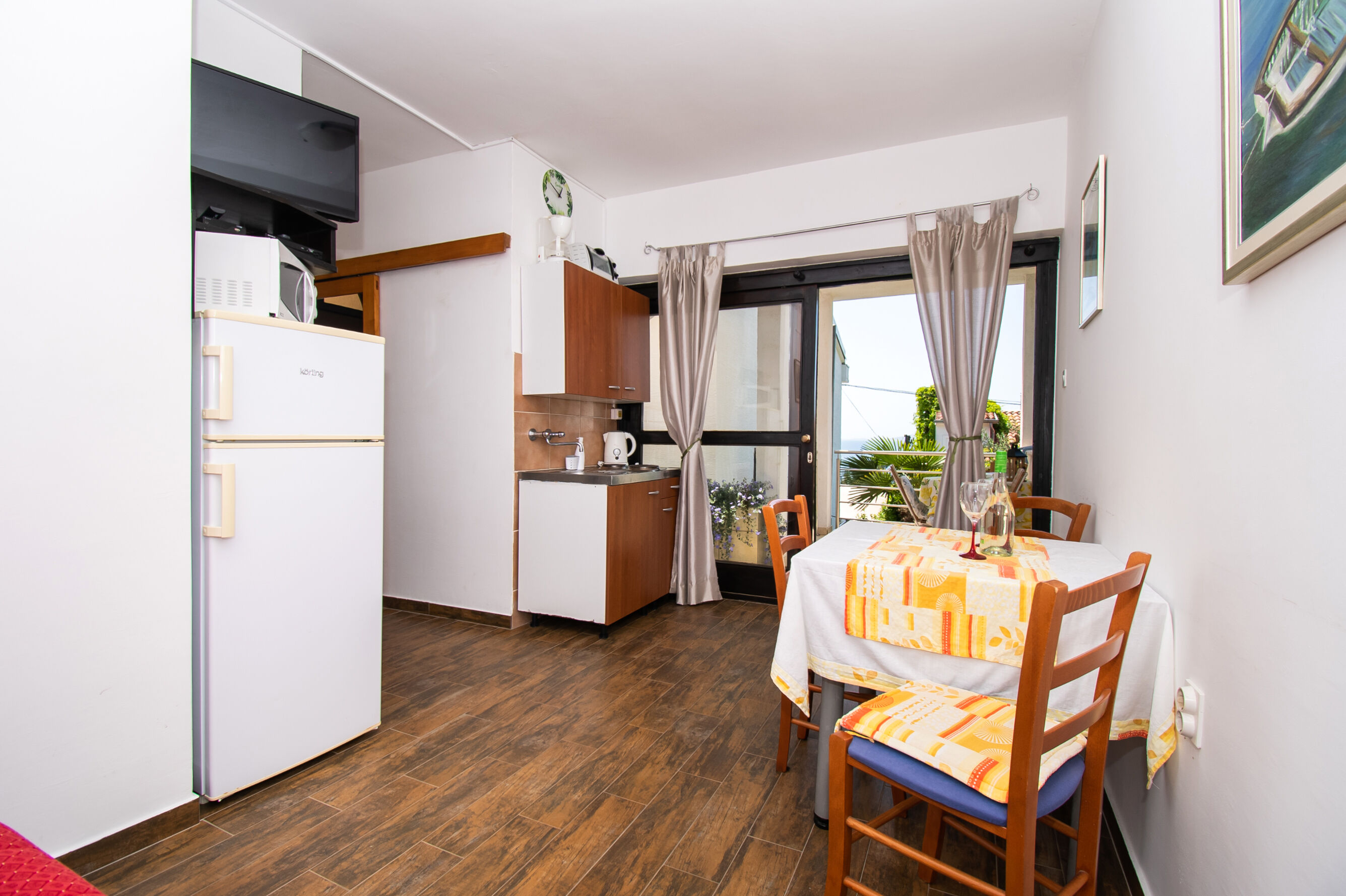 Apartments Danica 55621-A1