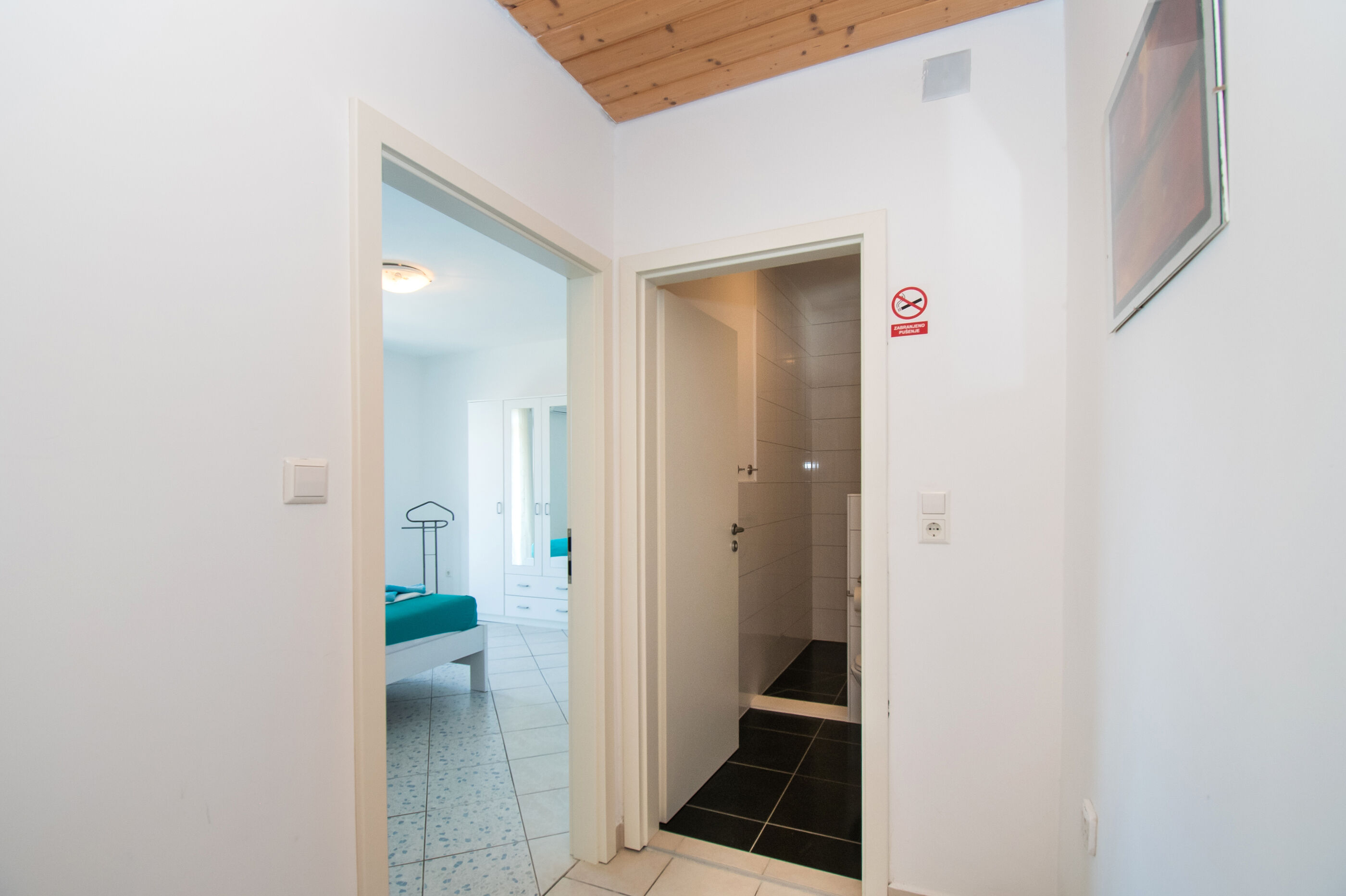 Apartment and Room Zoran 84981-S1