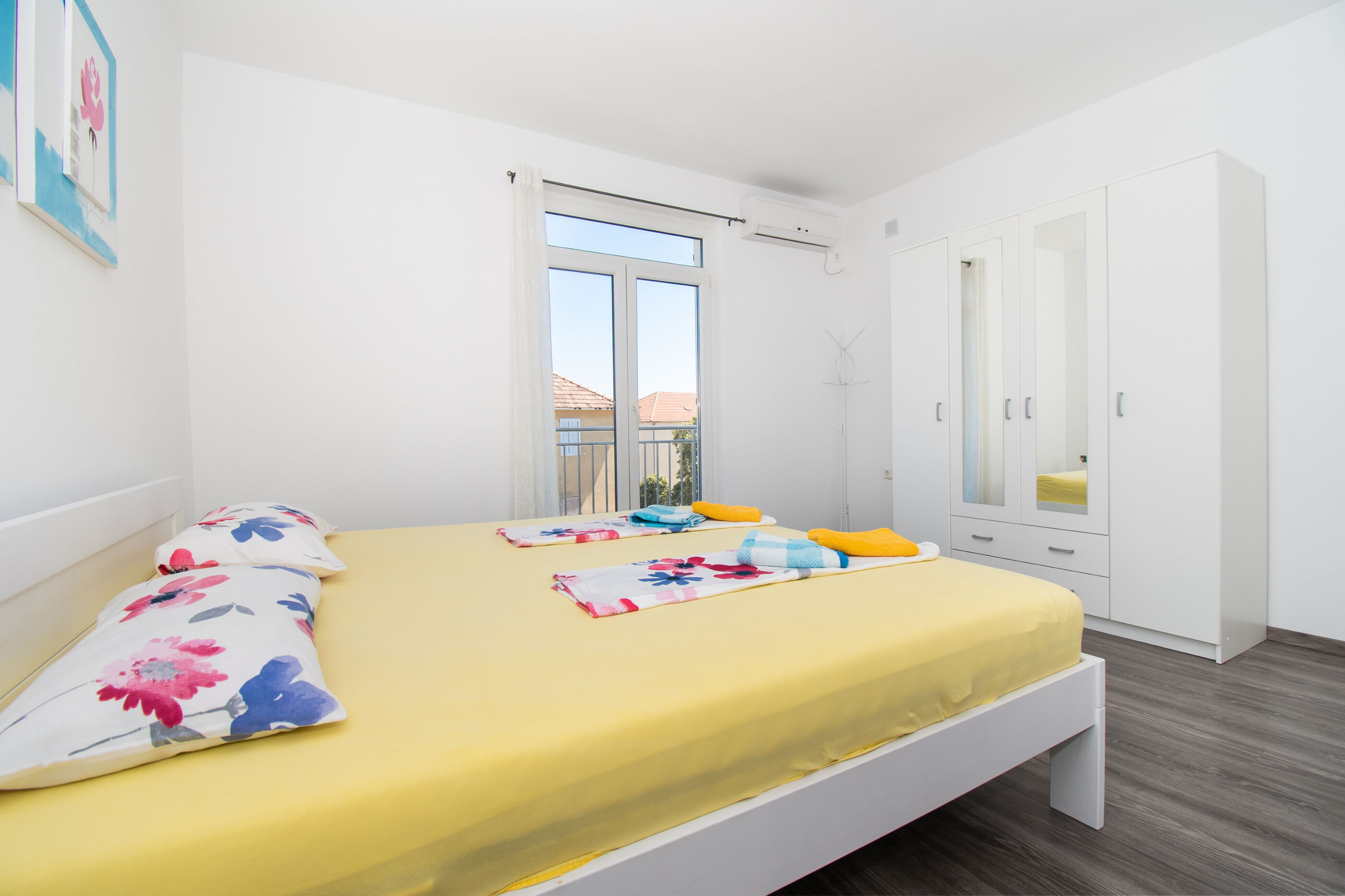 Apartment and Room Zoran 84981-A1