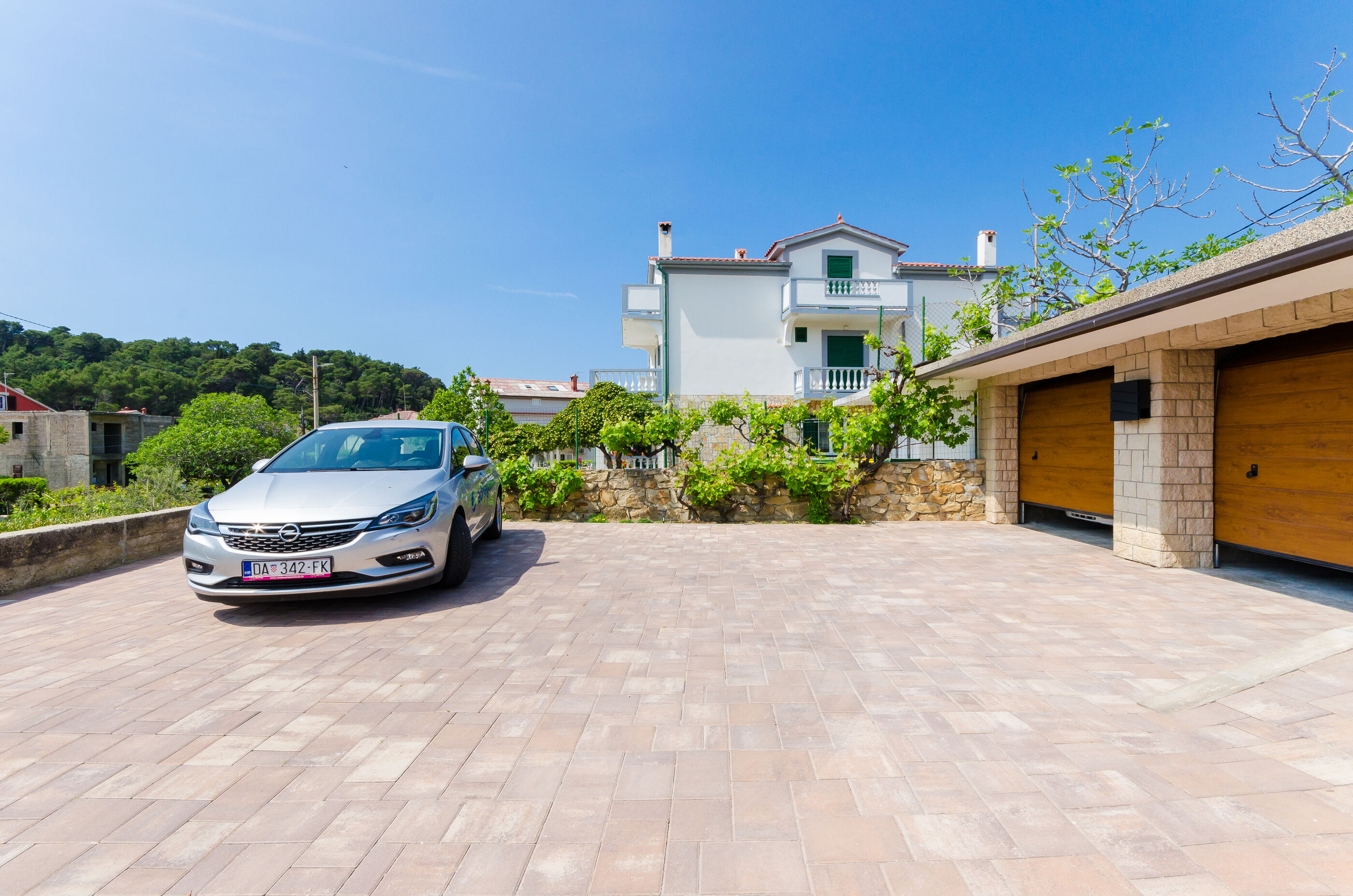 Apartments Marotin 36661-A2