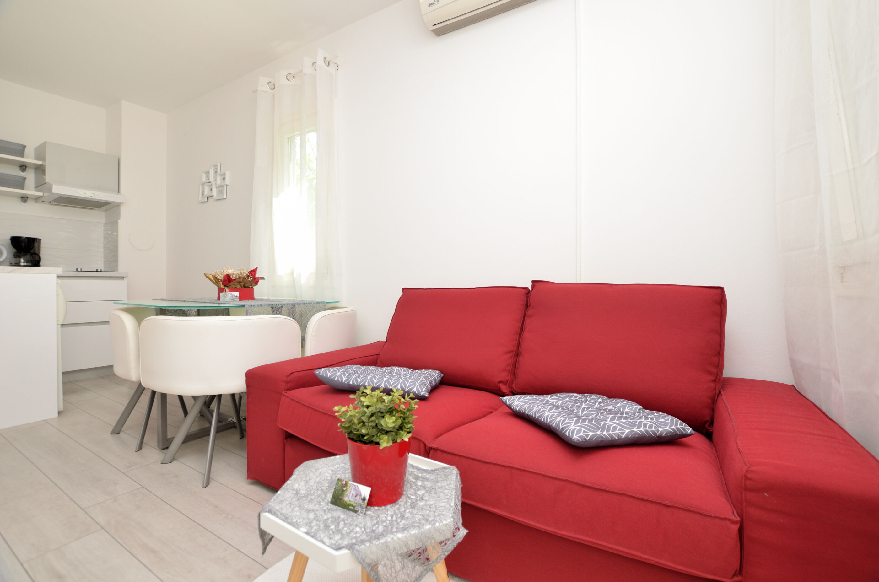 Apartment Sandy Bay 18331-A2
