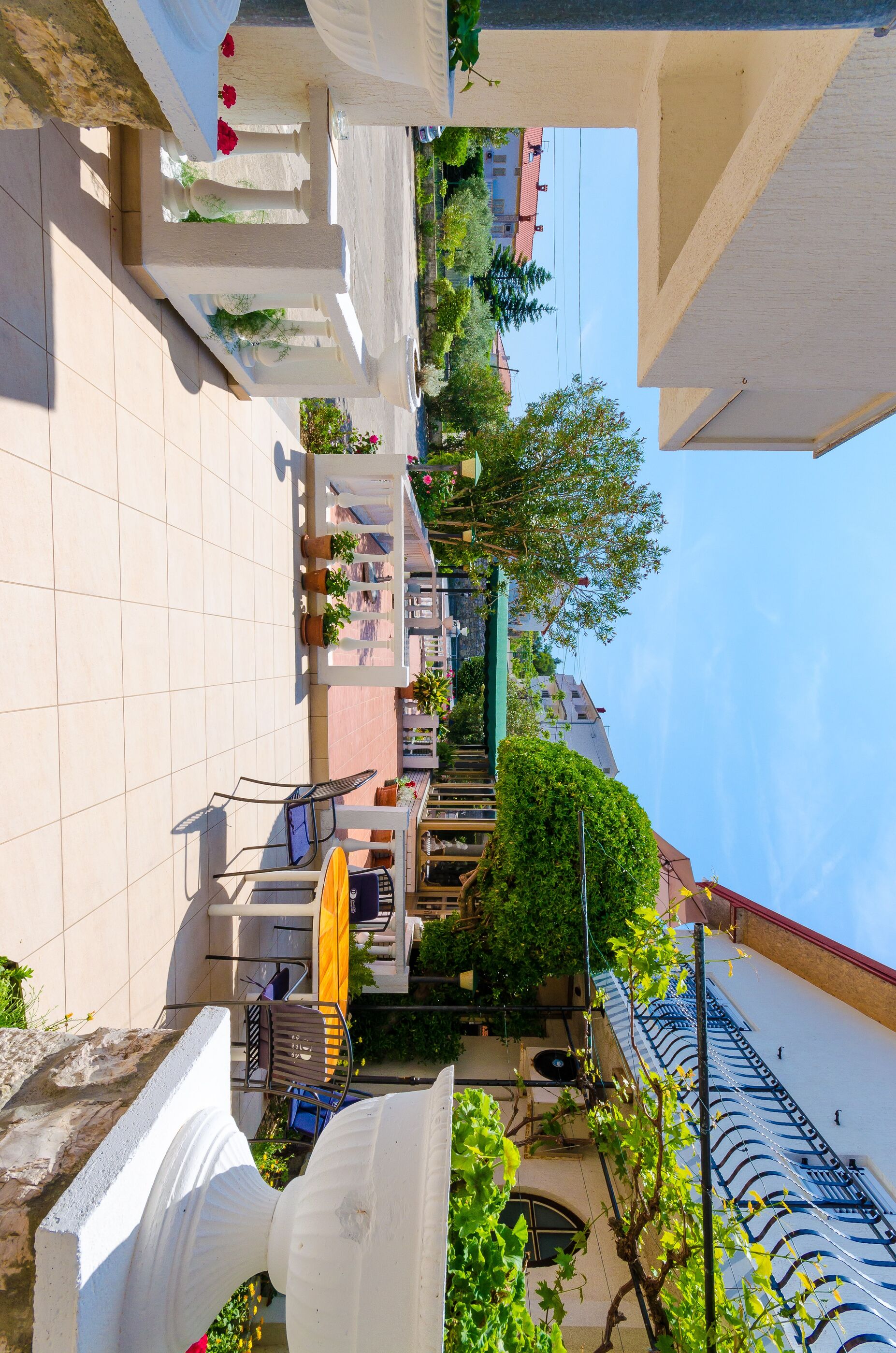 Apartments and Rooms Preka 49021-A1