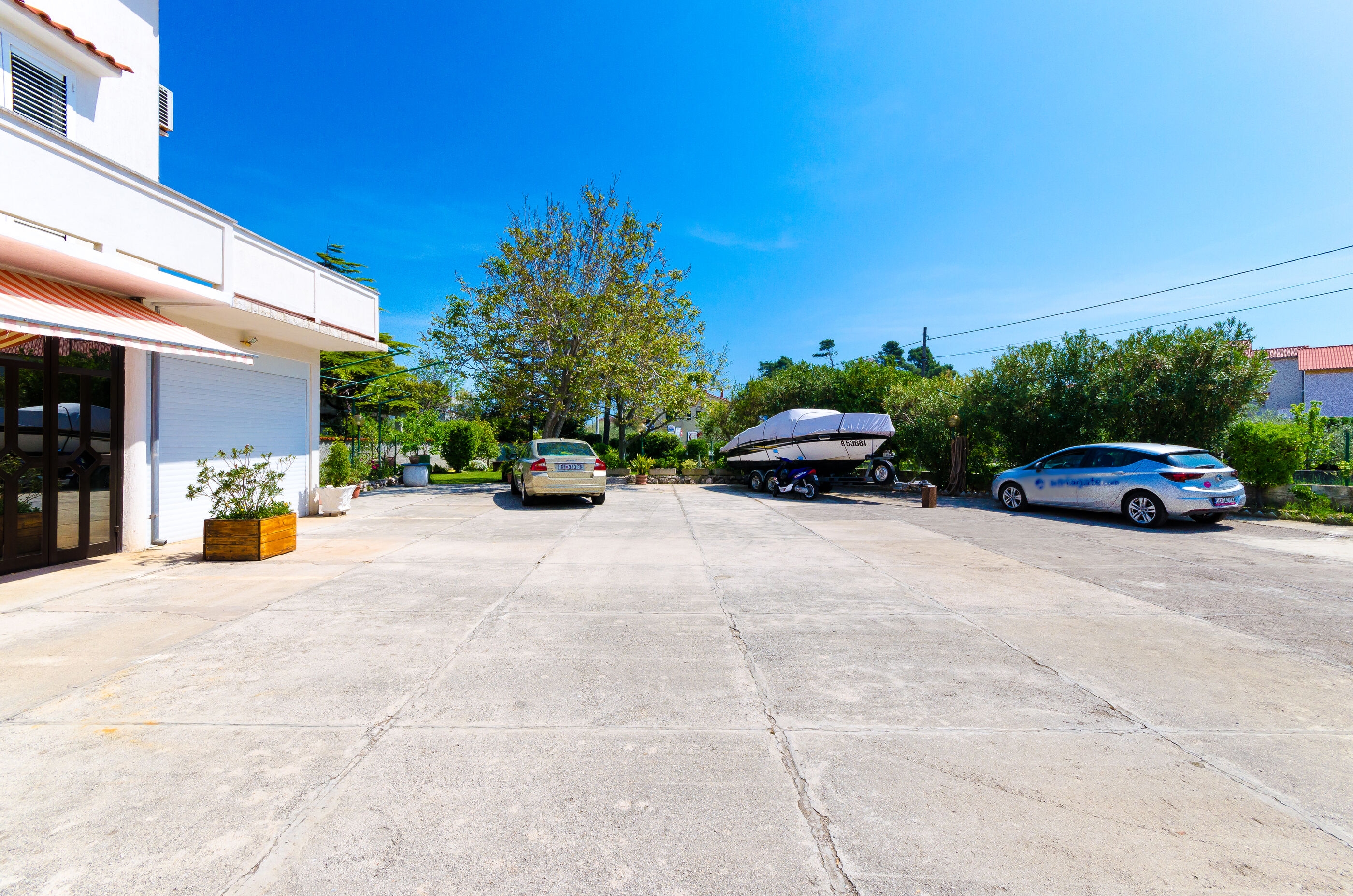 Apartments and Rooms Preka 49021-A1