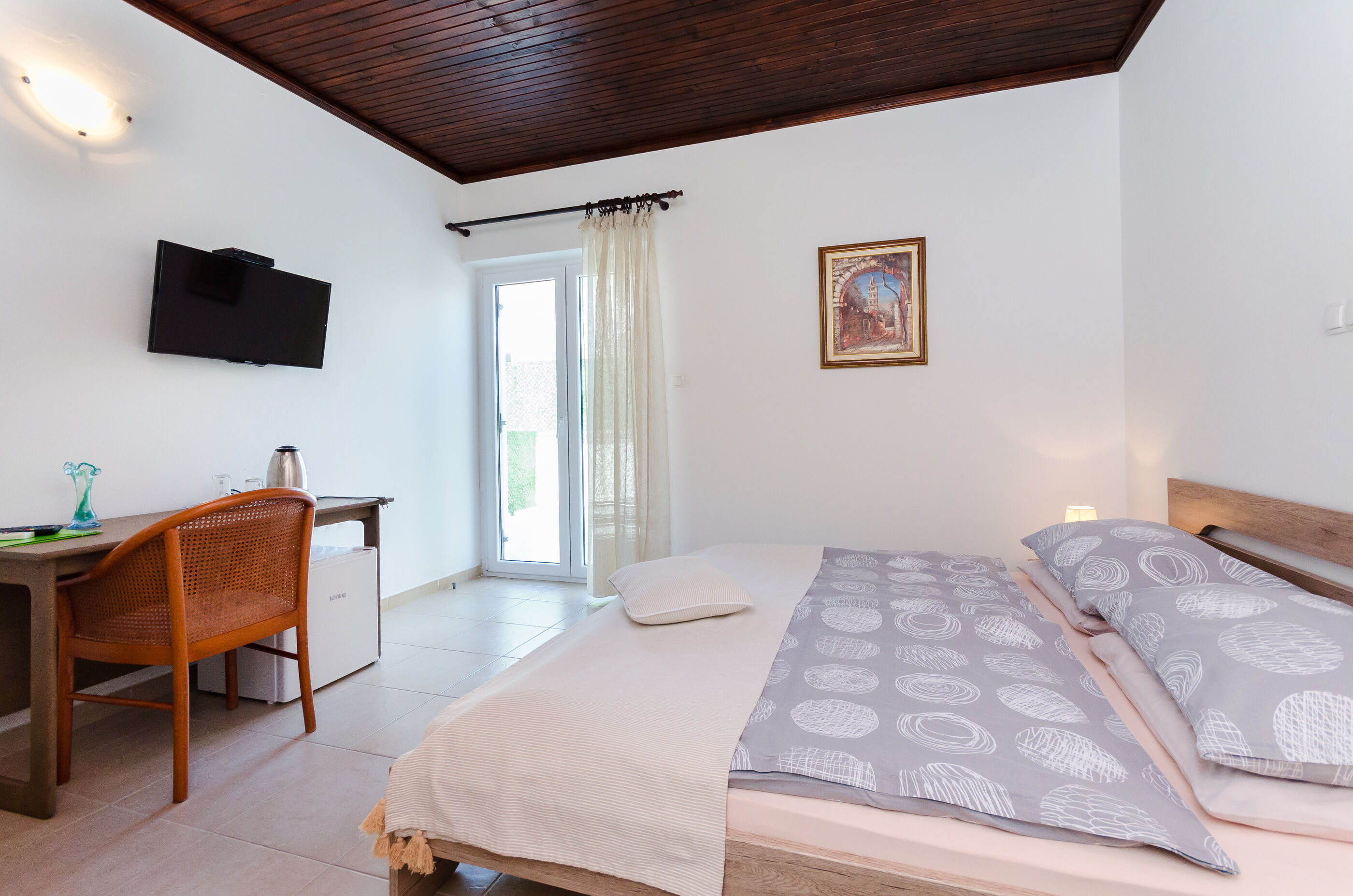Apartments and Rooms Preka 49021-S1