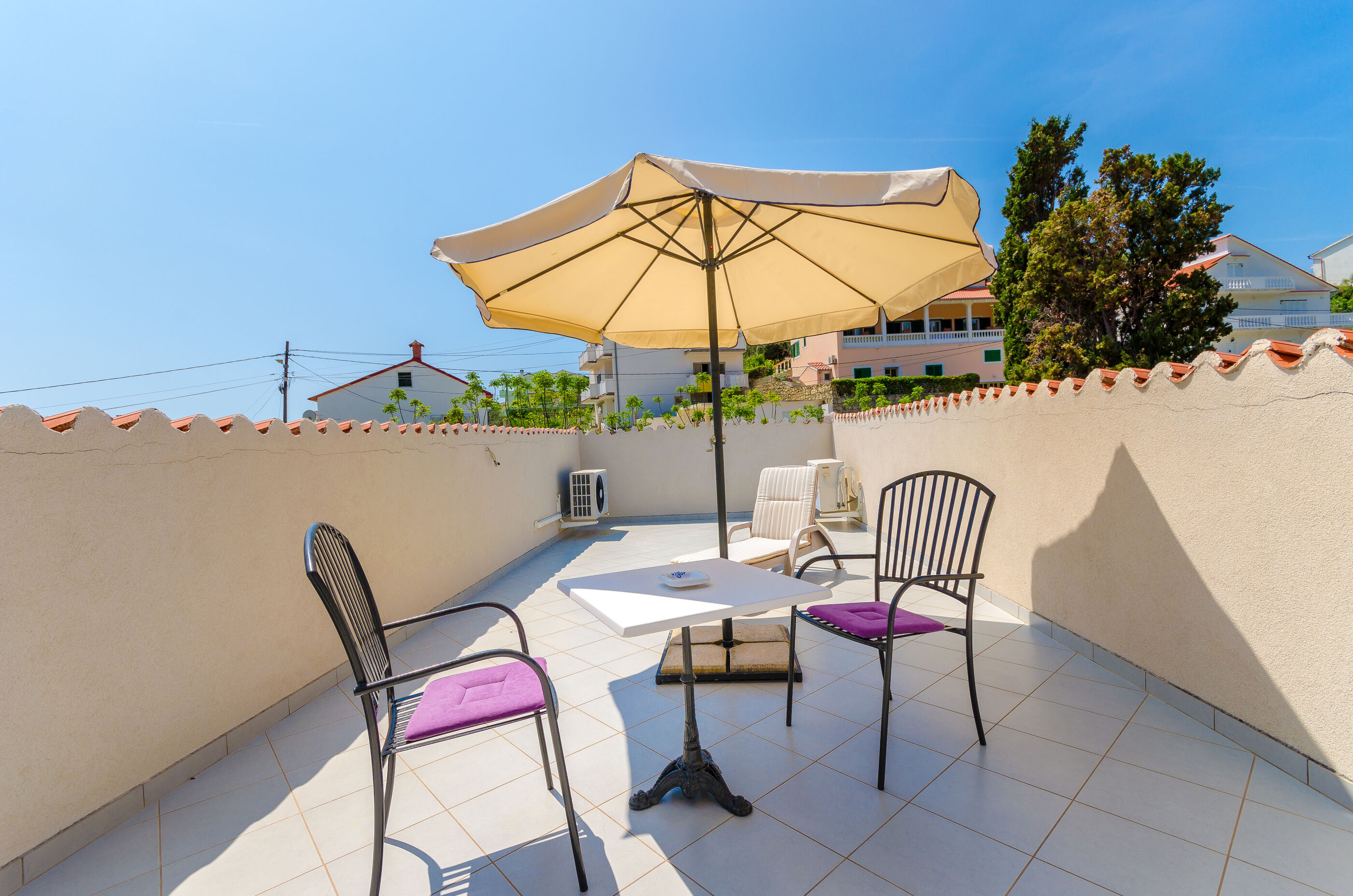 Apartments and Rooms Preka 49021-S3