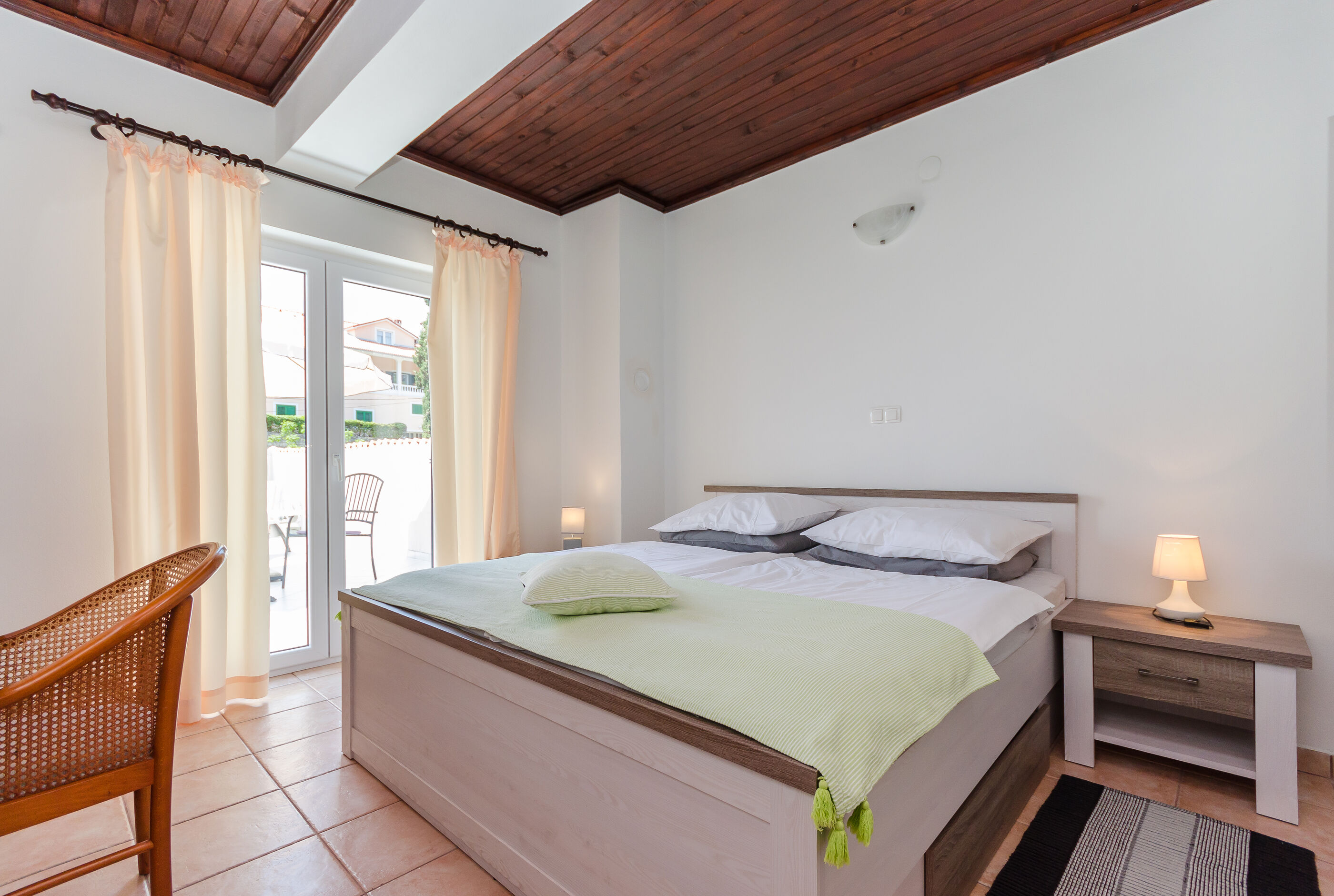 Apartments and Rooms Preka 49021-S3