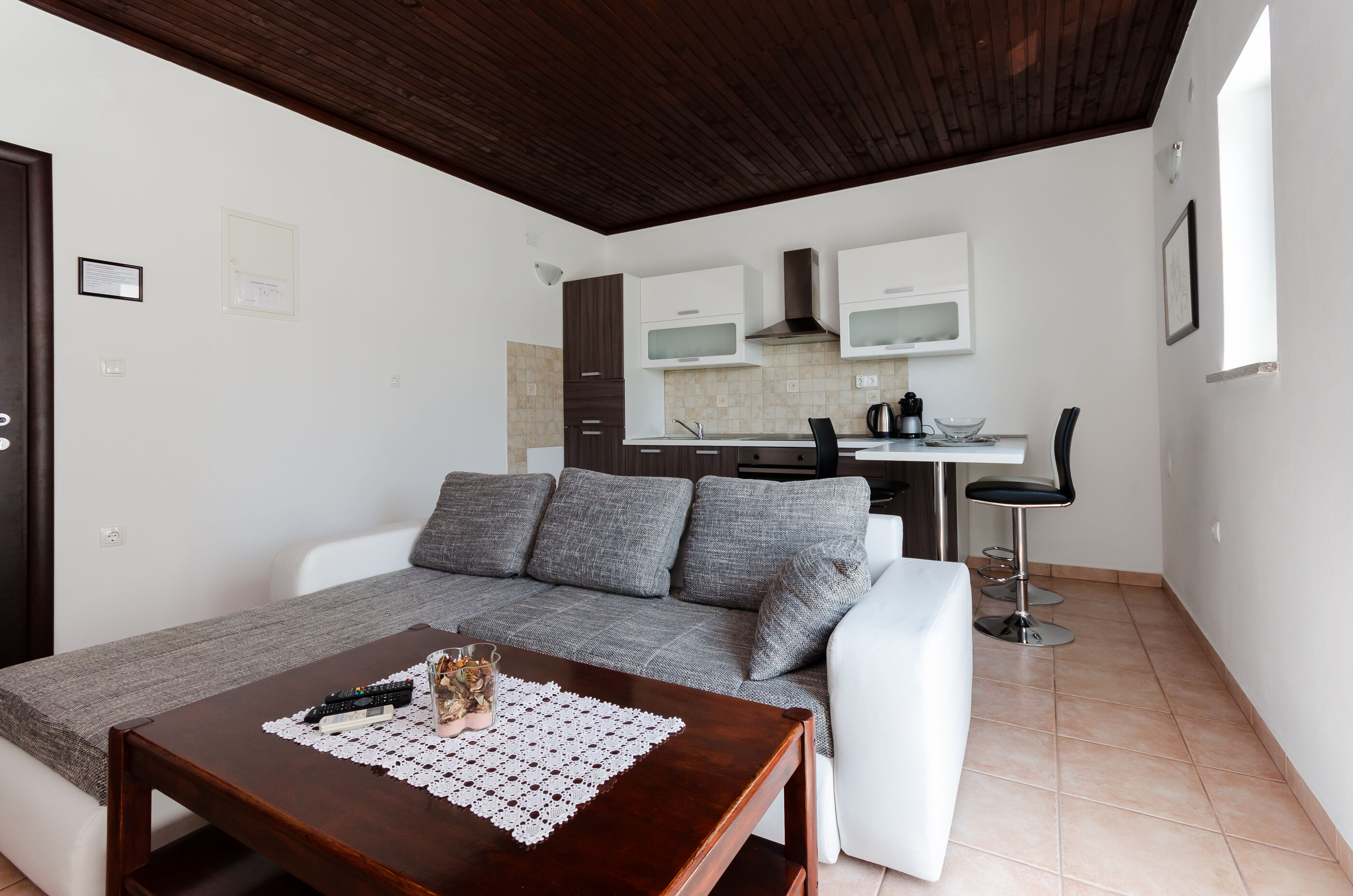 Apartments and Rooms Preka 49021-A1