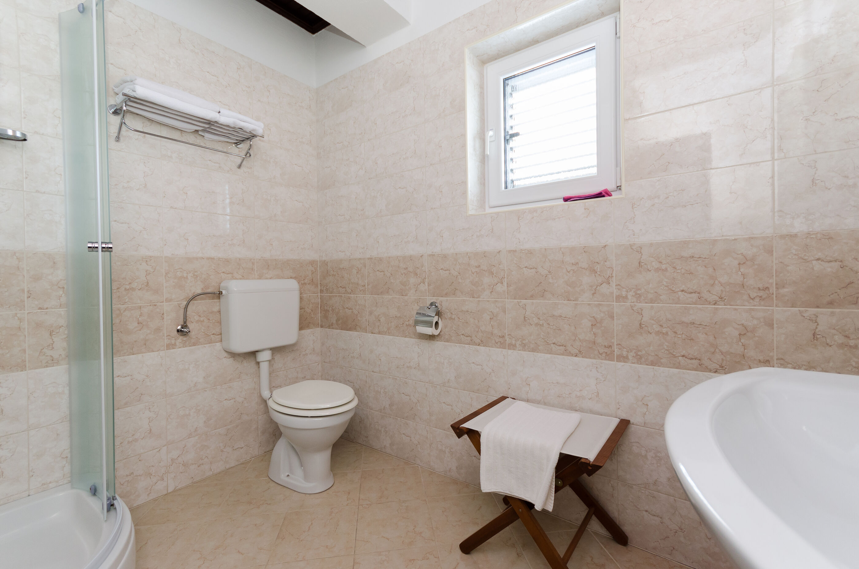 Apartments and Rooms Preka 49021-A1