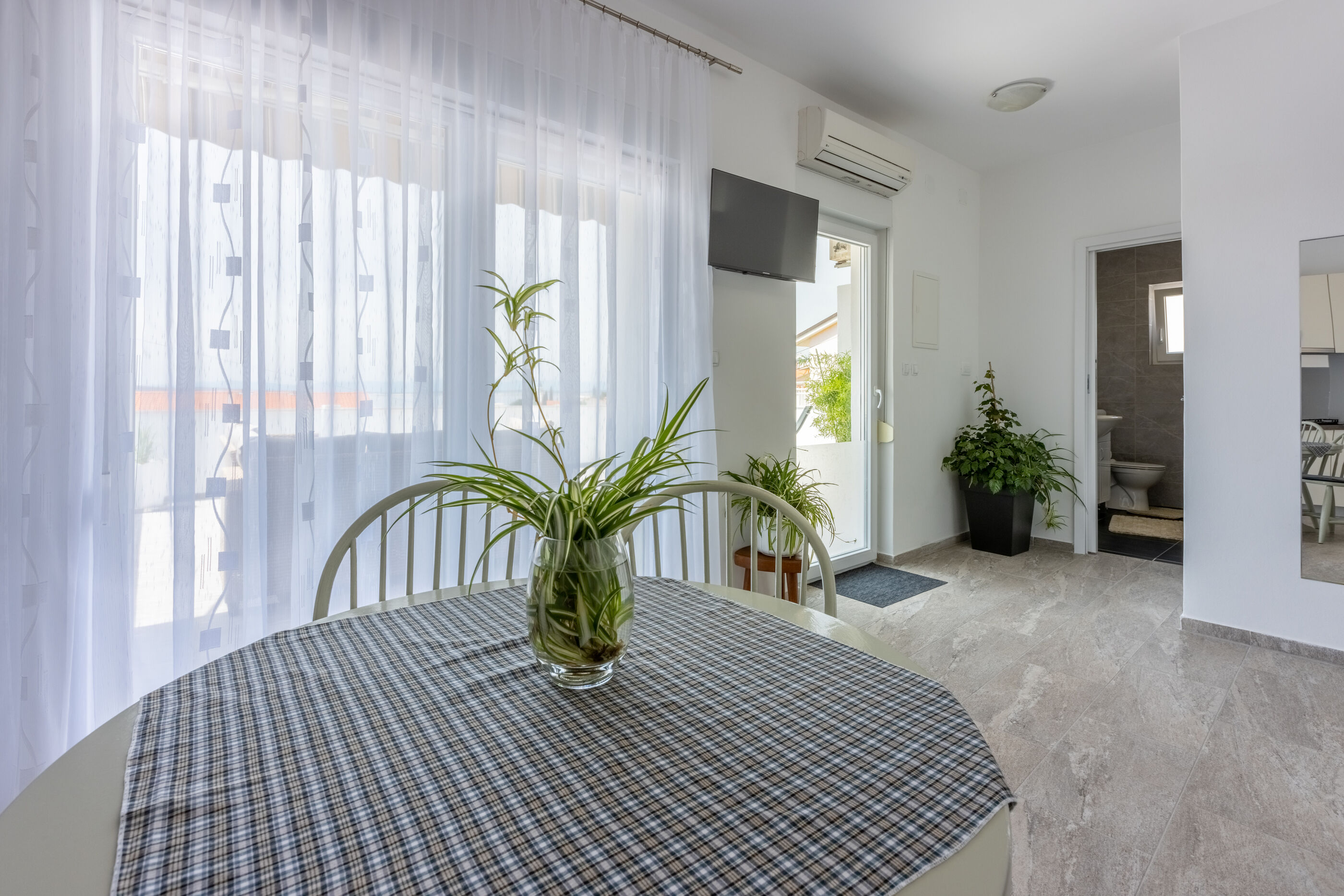 Apartment Ljubica 84943-A1