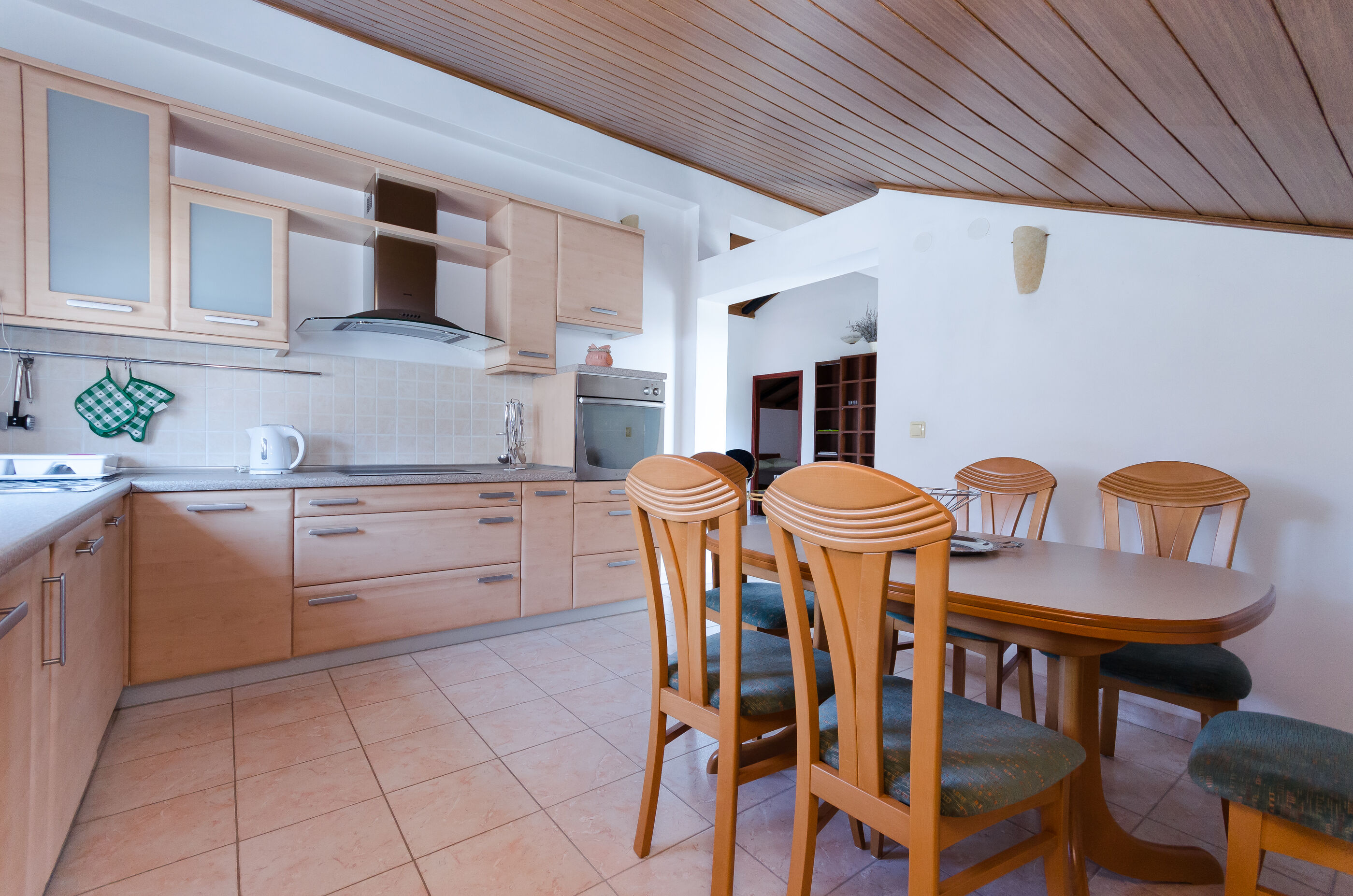 Apartments and Rooms Preka 49021-A2