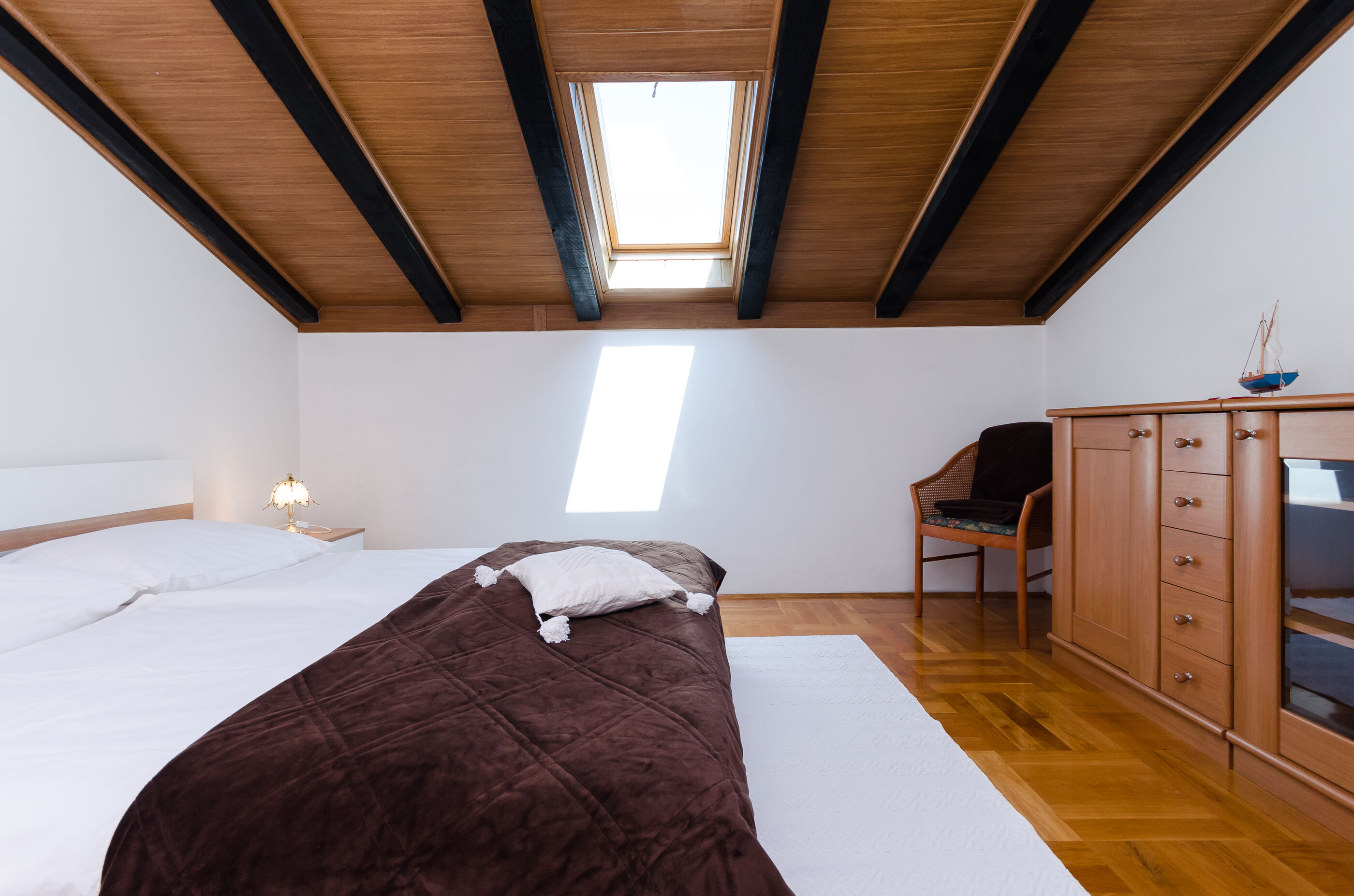 Apartments and Rooms Preka 49021-A2