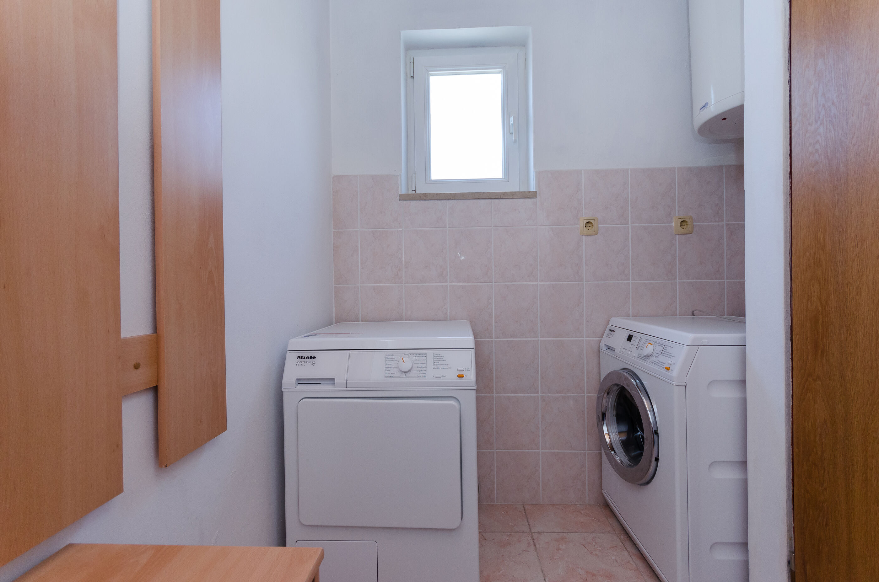 Apartments and Rooms Preka 49021-A2