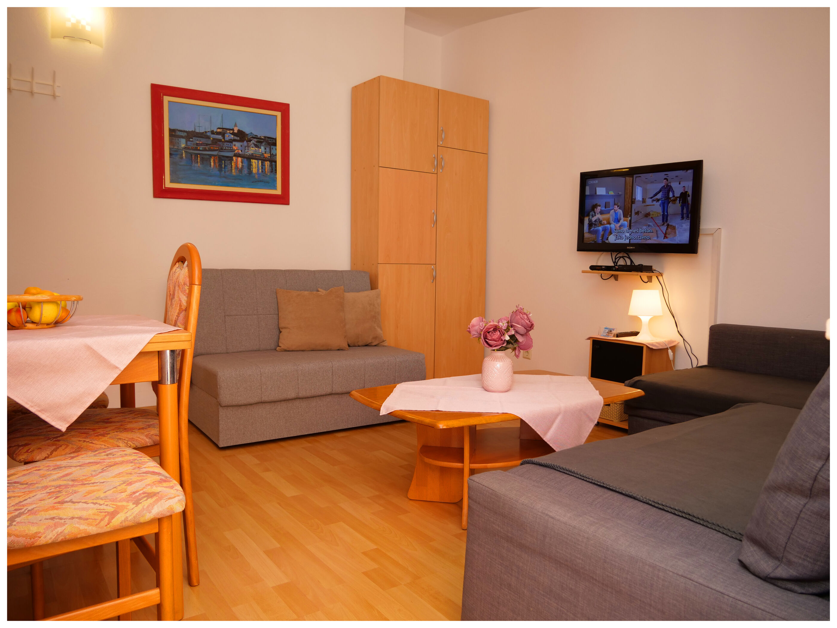 Apartments Tina Toni 64041-A1