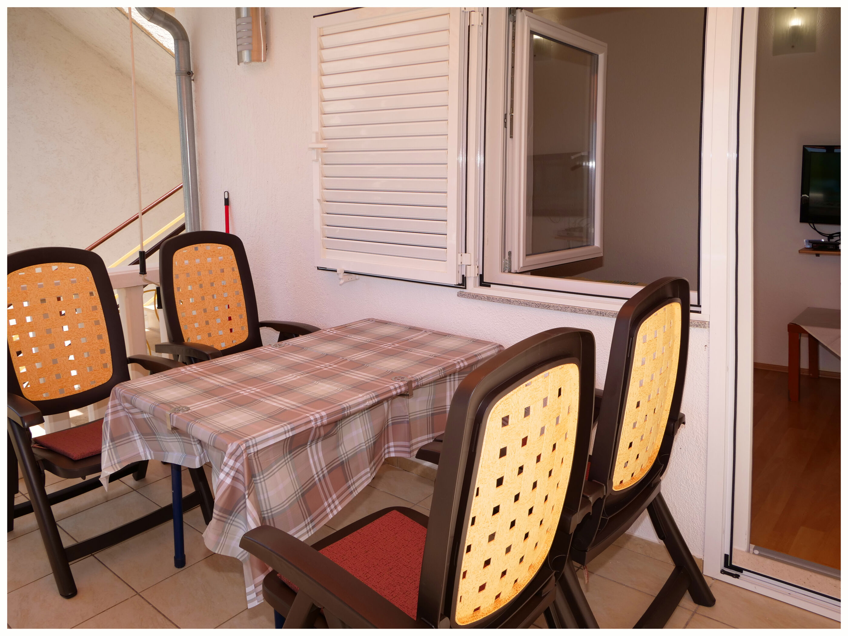 Apartments Tina Toni 64041-A2