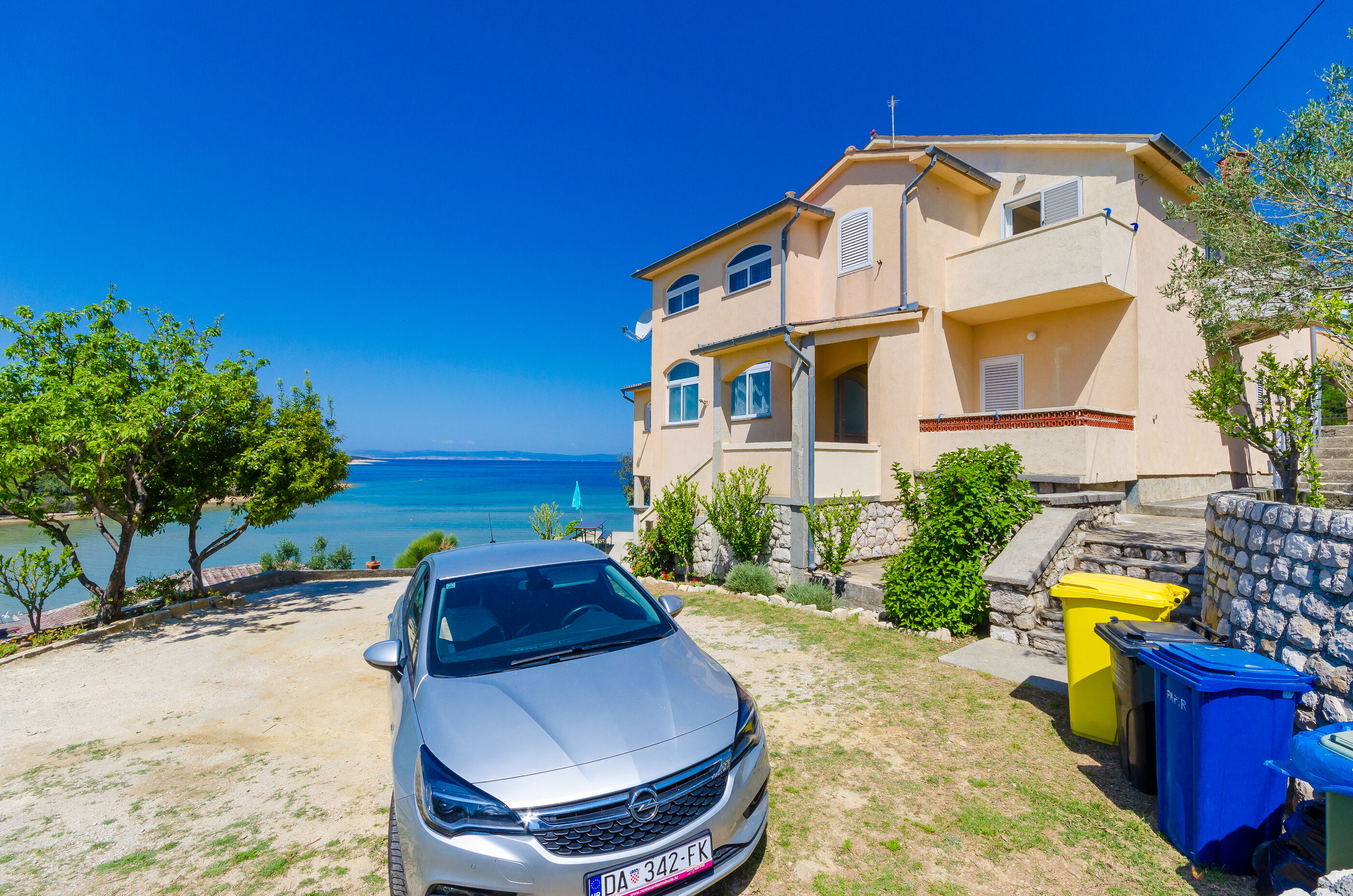 Apartments Katica 67991-A2