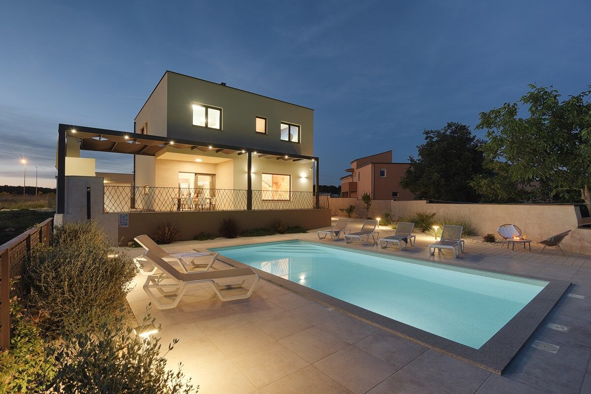 Villa Helios 74242-K1