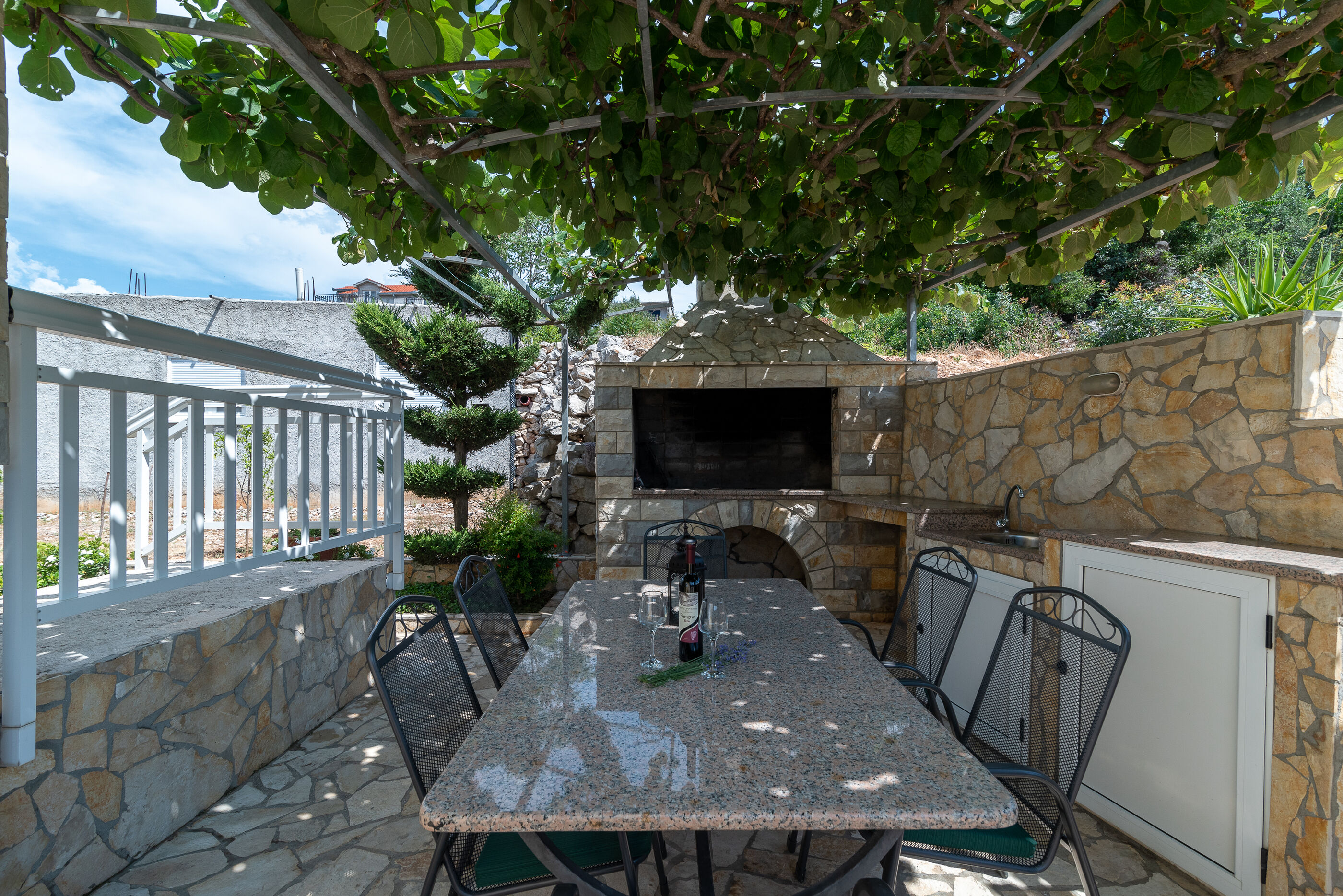 Apartments Kapetan 24961-A2