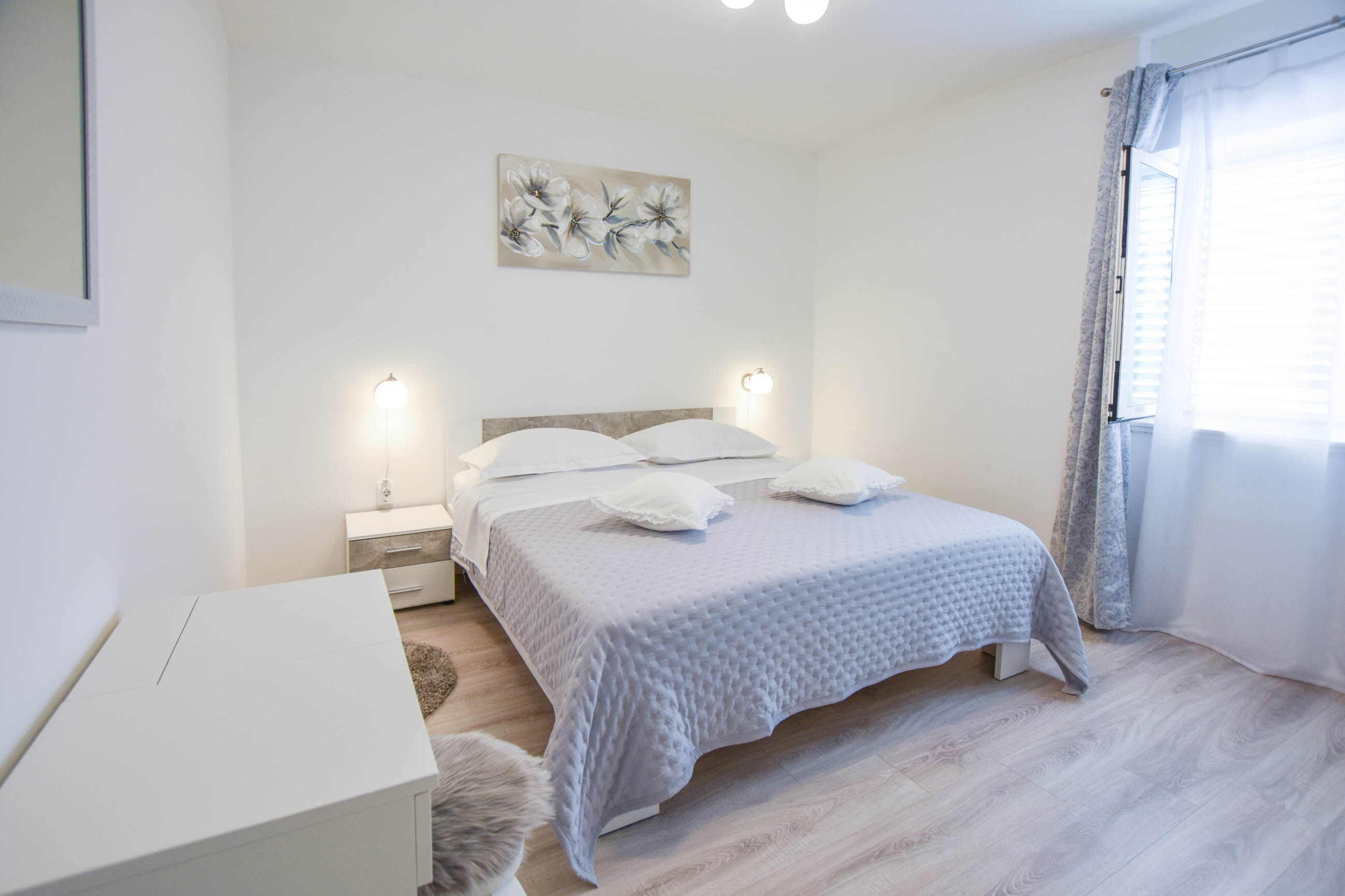 Apartment S and E 88581-A1