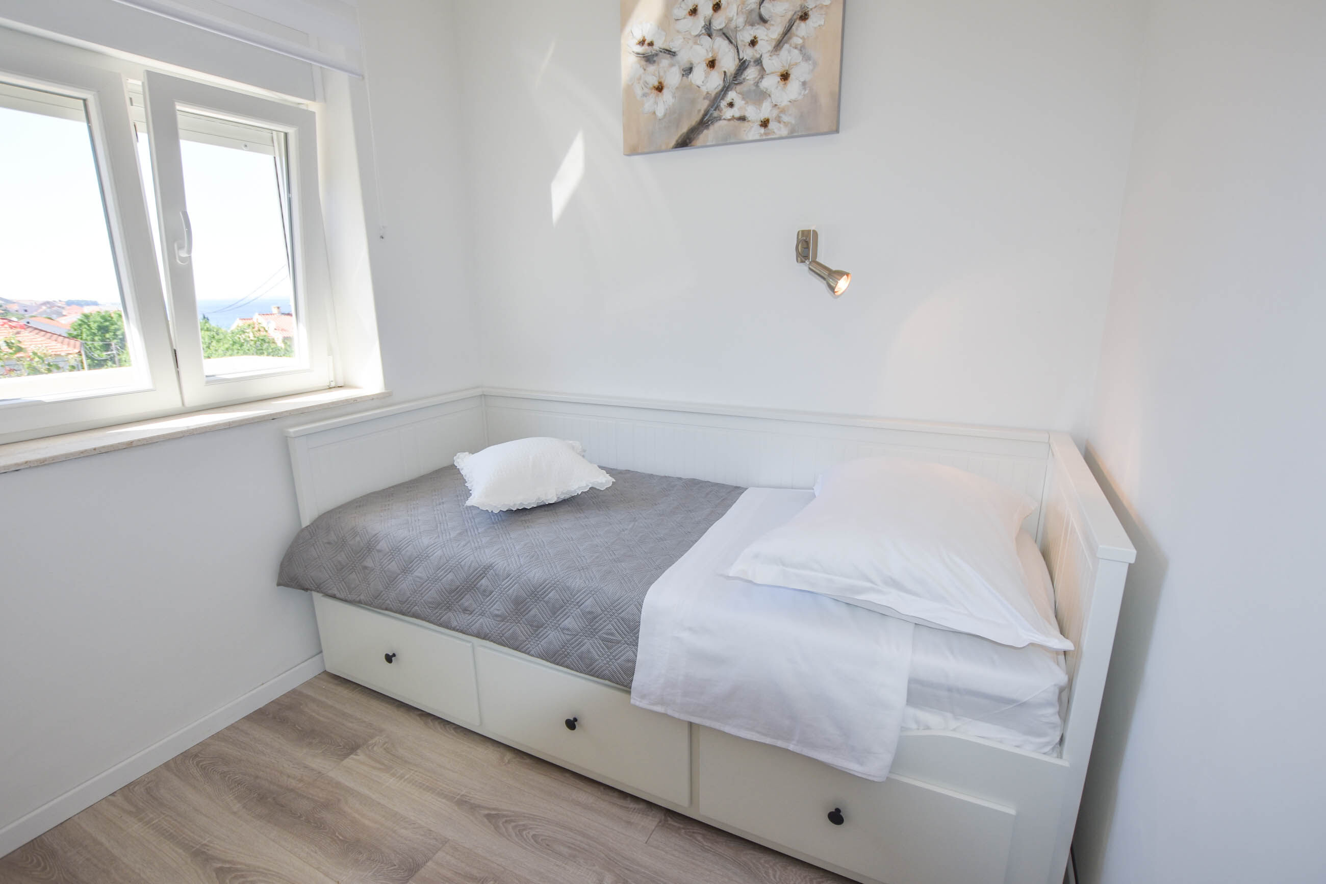 Apartment S and E 88581-A1