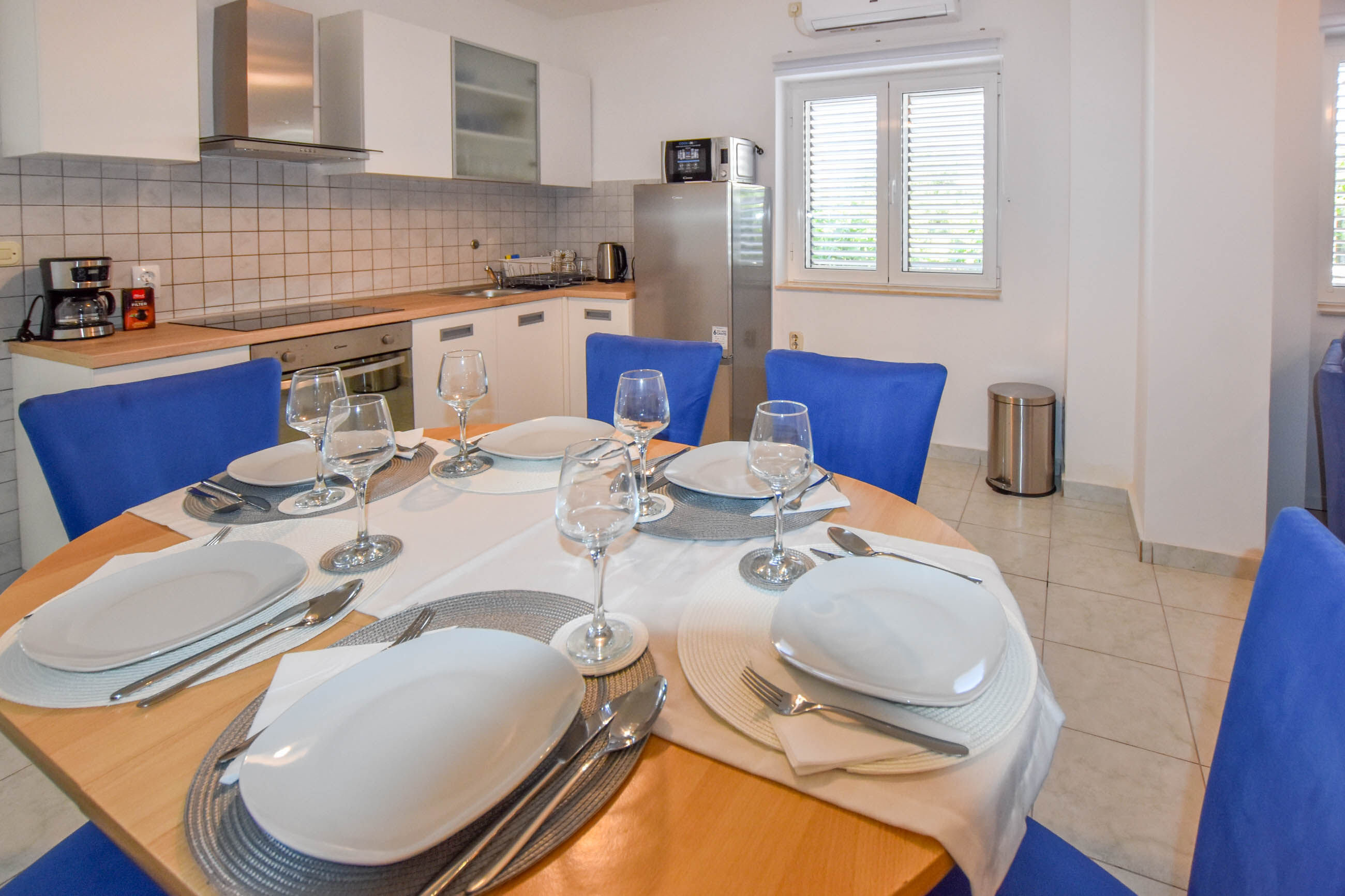 Apartment S and E 88581-A1