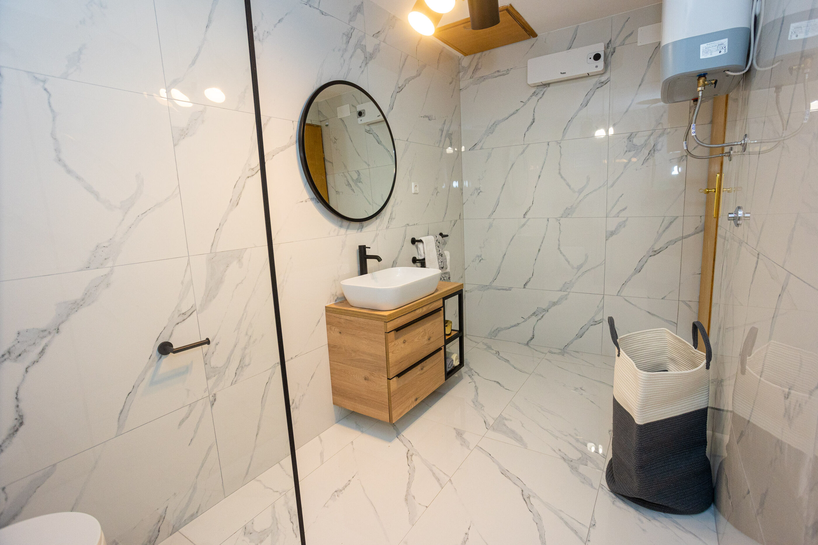 Villa Olive tree V9371-K1