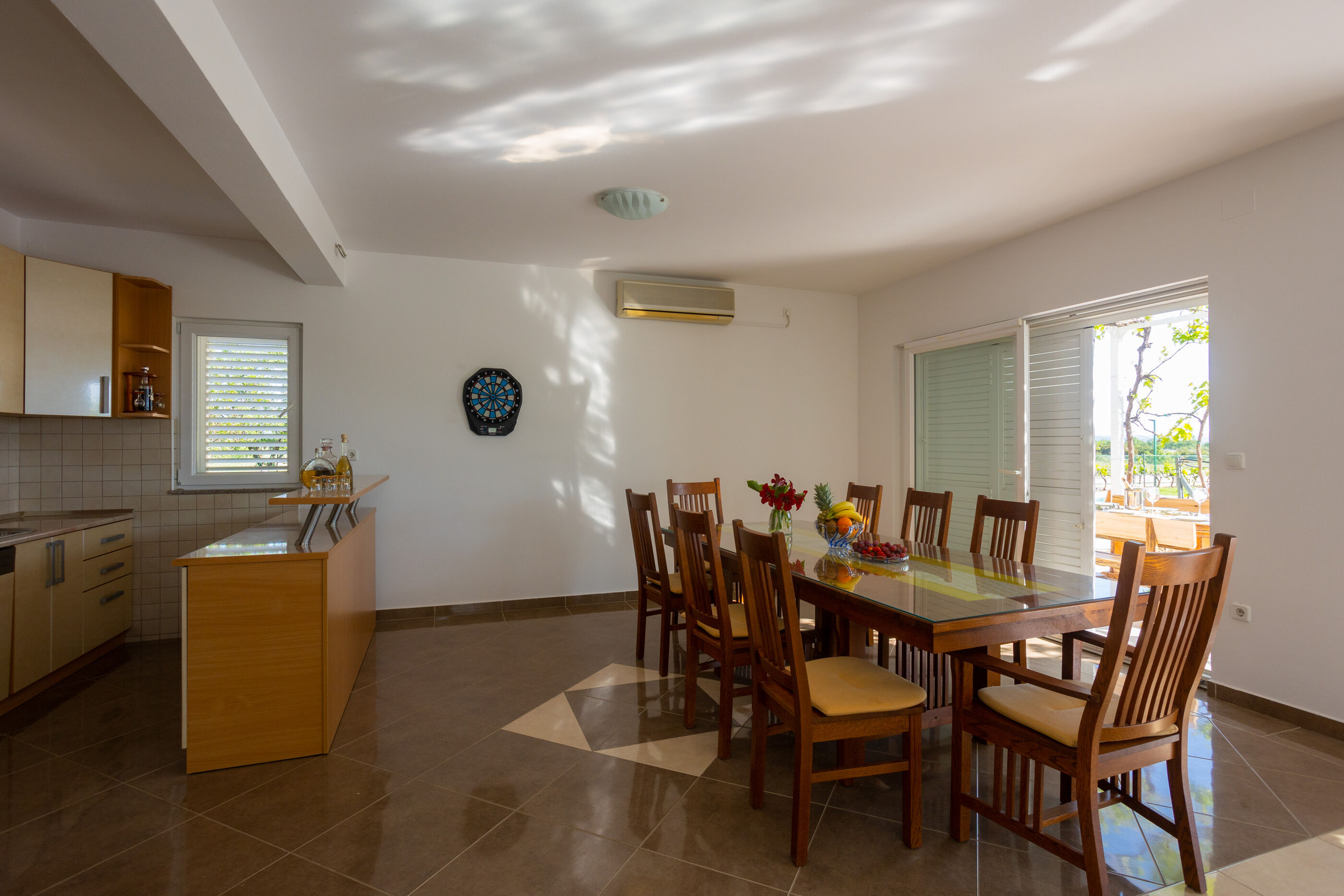 Villa Olive tree V9371-K1
