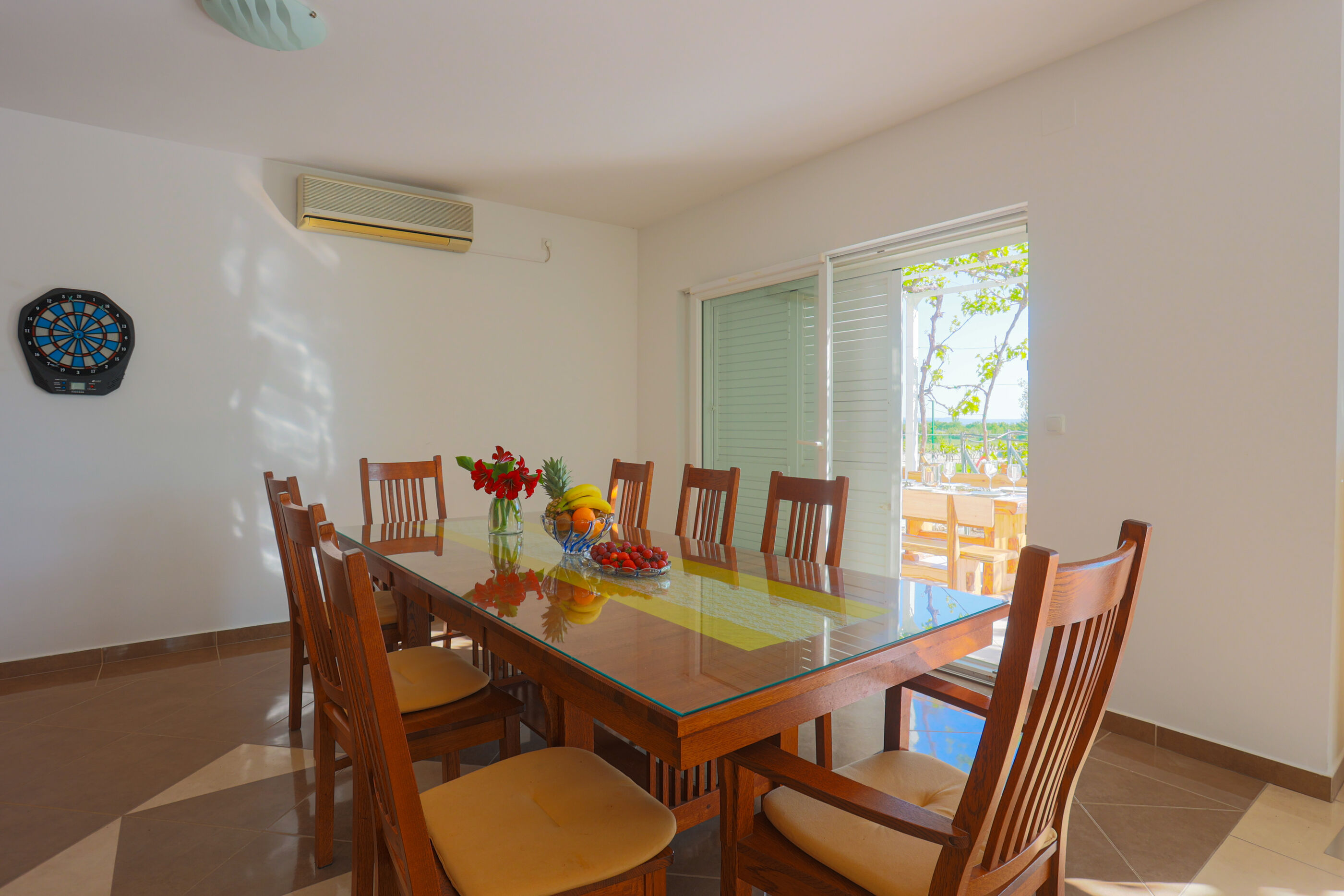 Villa Olive tree V9371-K1