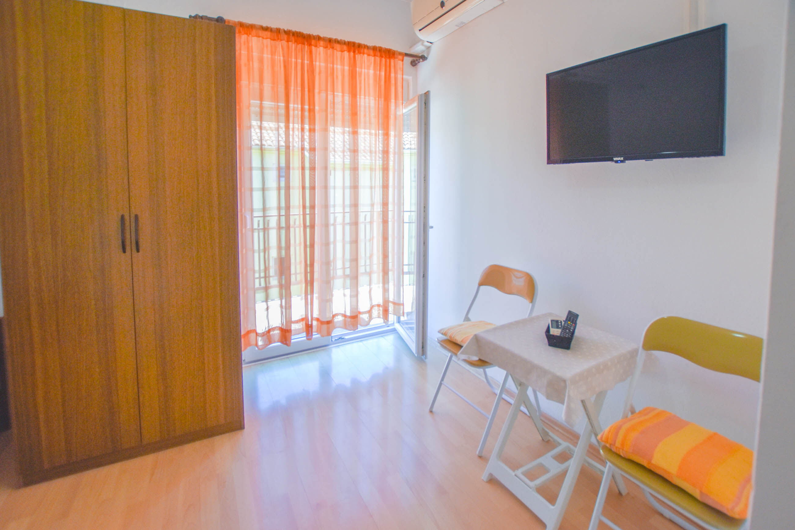 Rooms Oak Tree 87921-S1