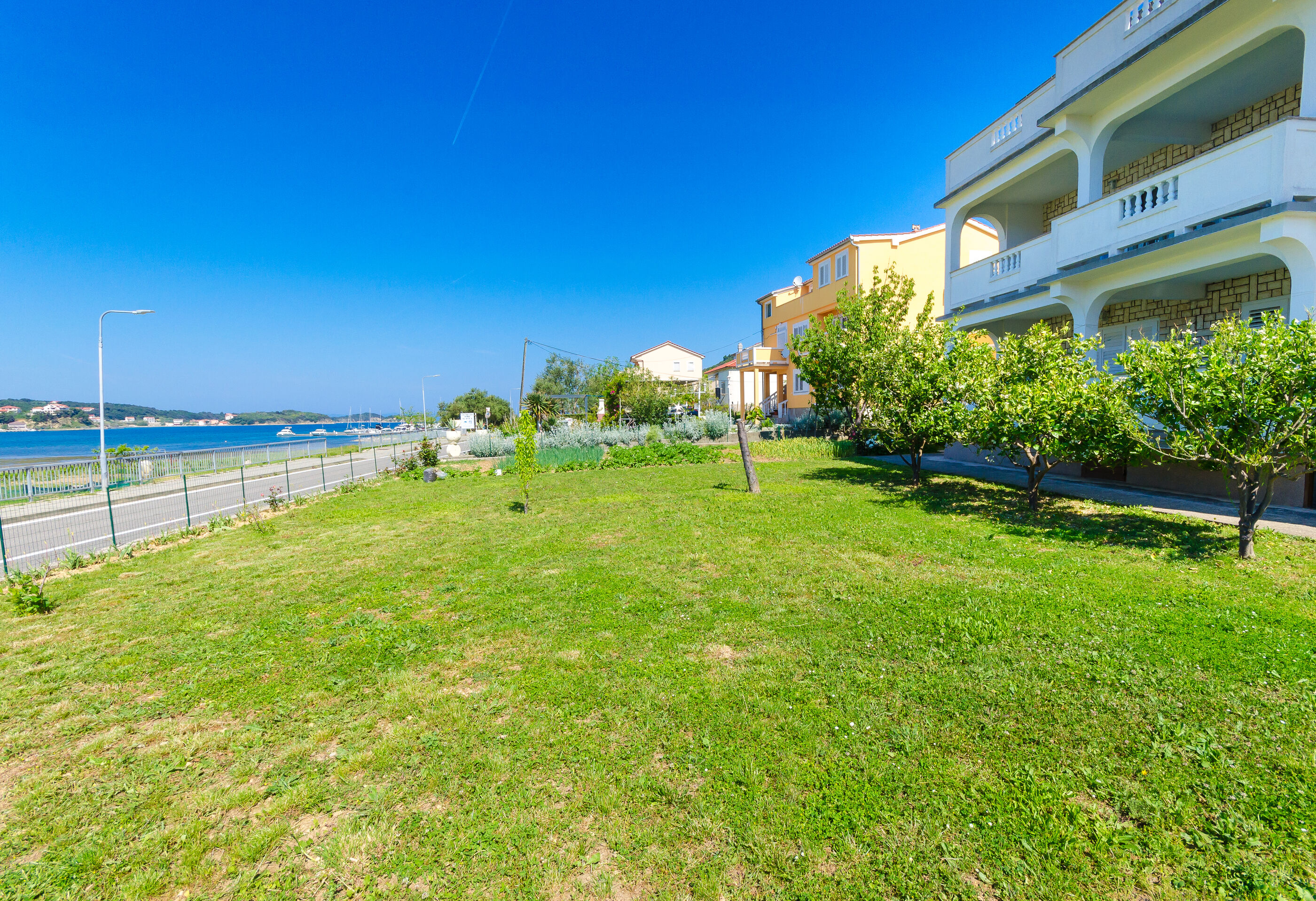 Apartment Marica Accommodation in Rab