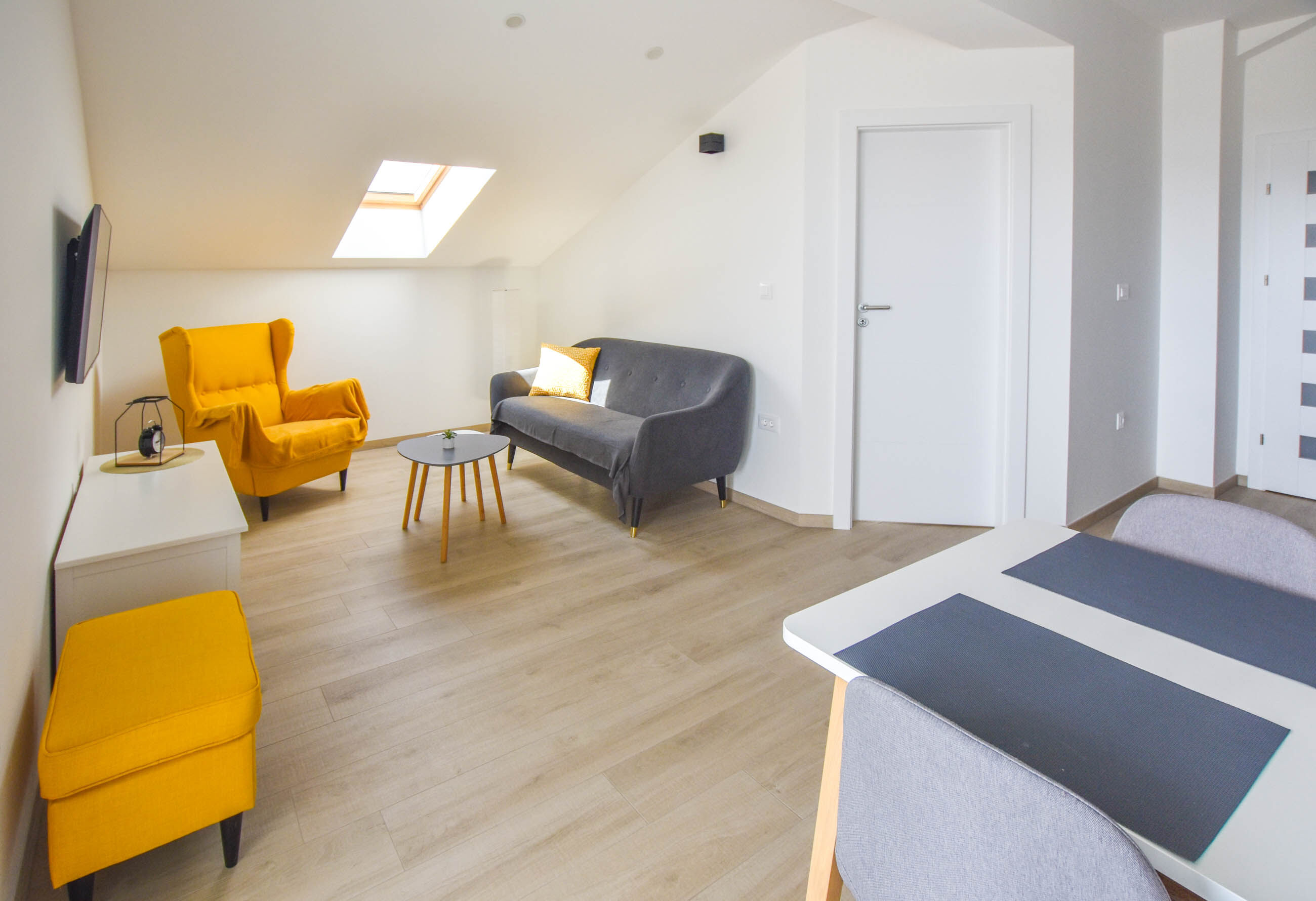 Apartments and Room Danijel 13811-A2