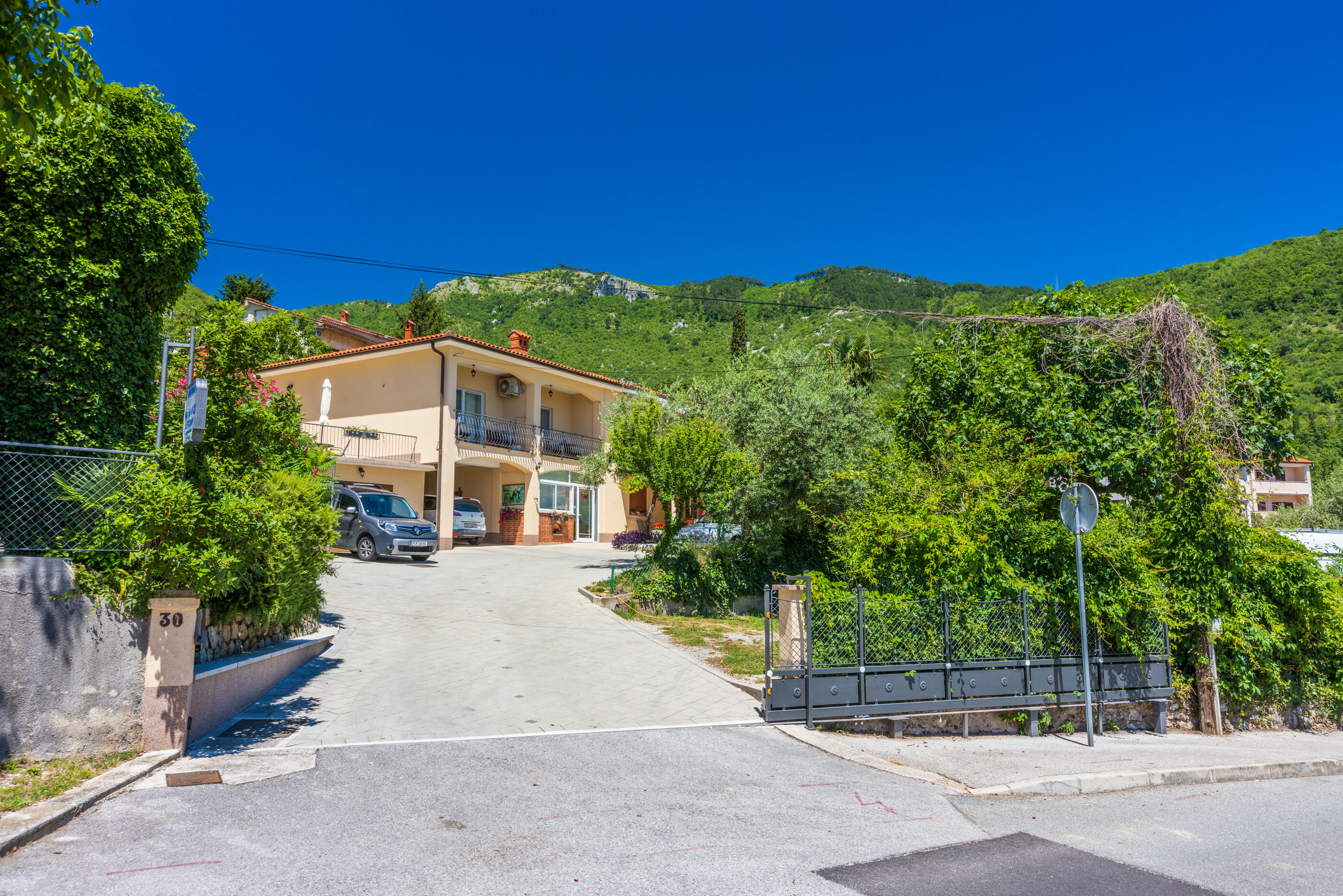 Apartments Branka 20361-A2