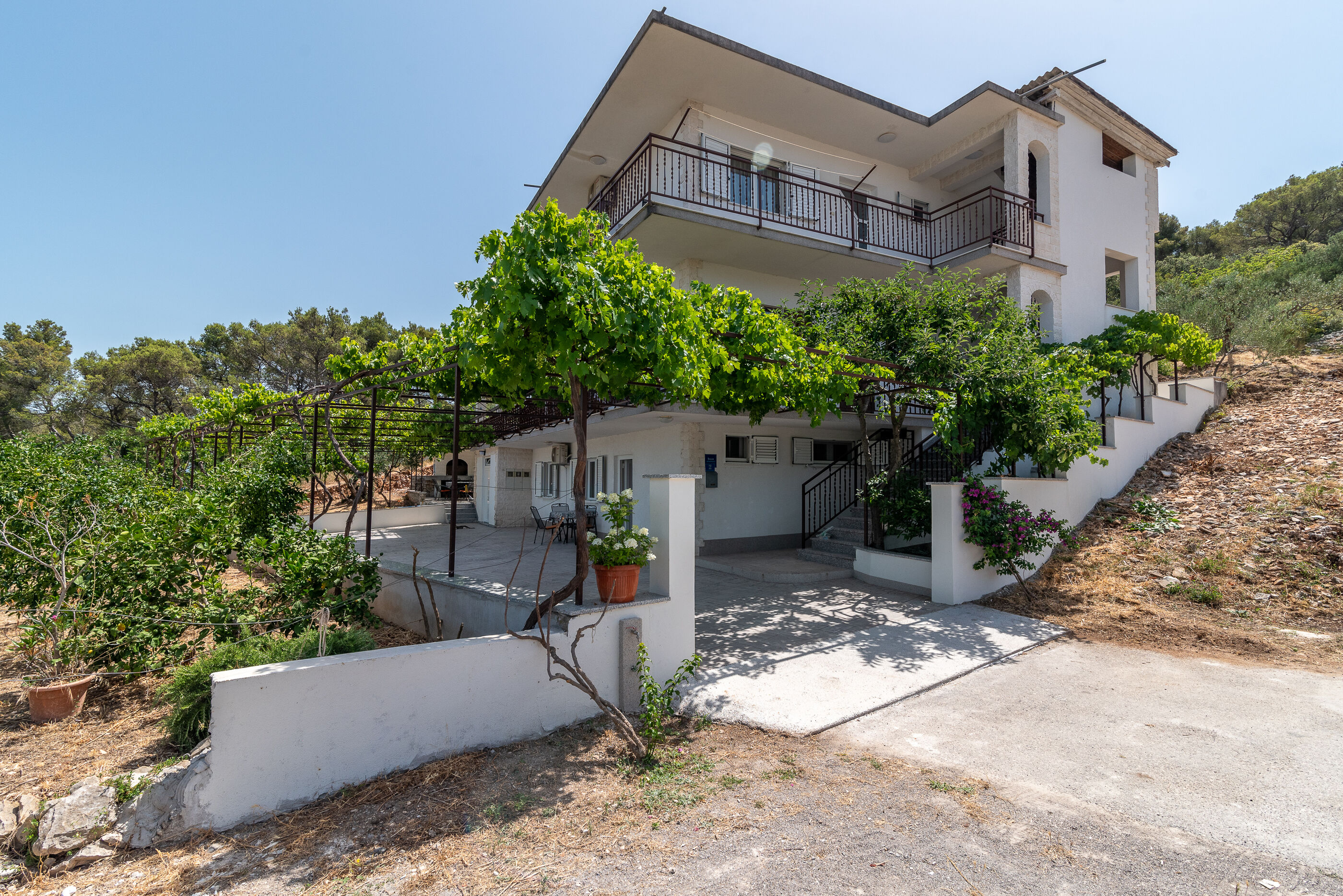 Apartments Nedjeljko 79011-A2