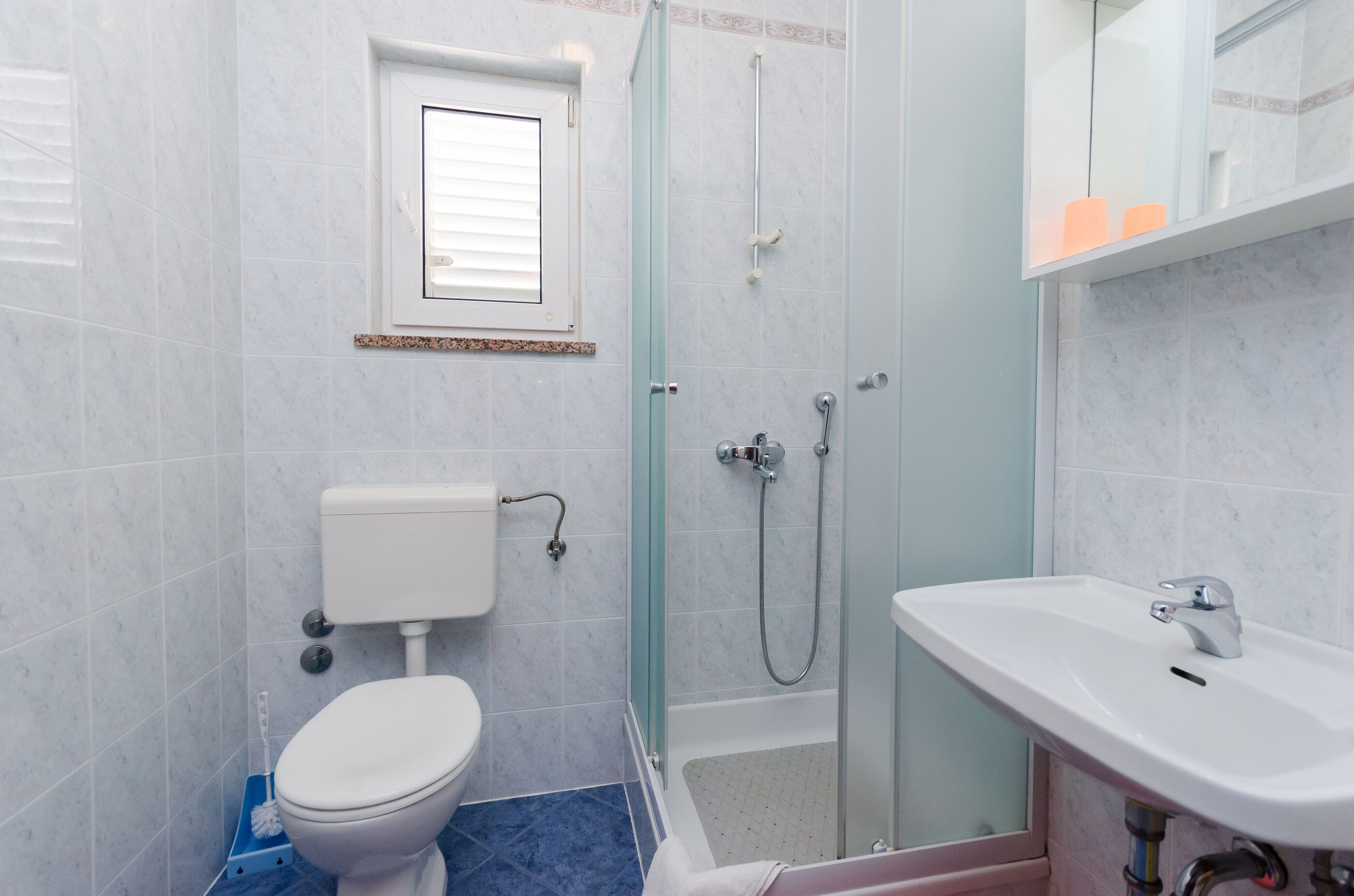 Apartments Mirjana B 86912-A4