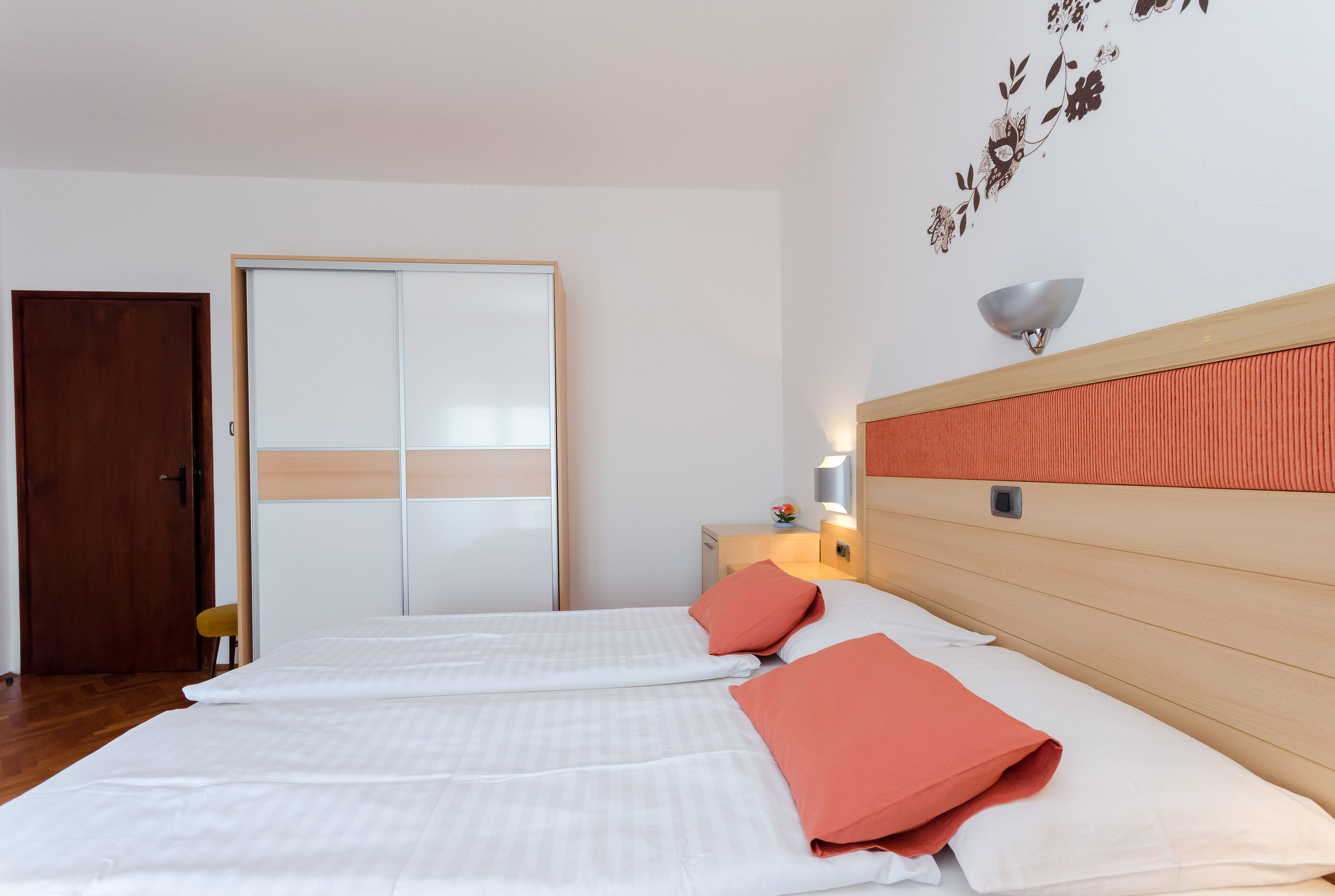 Apartments Mirjana B 86912-A4