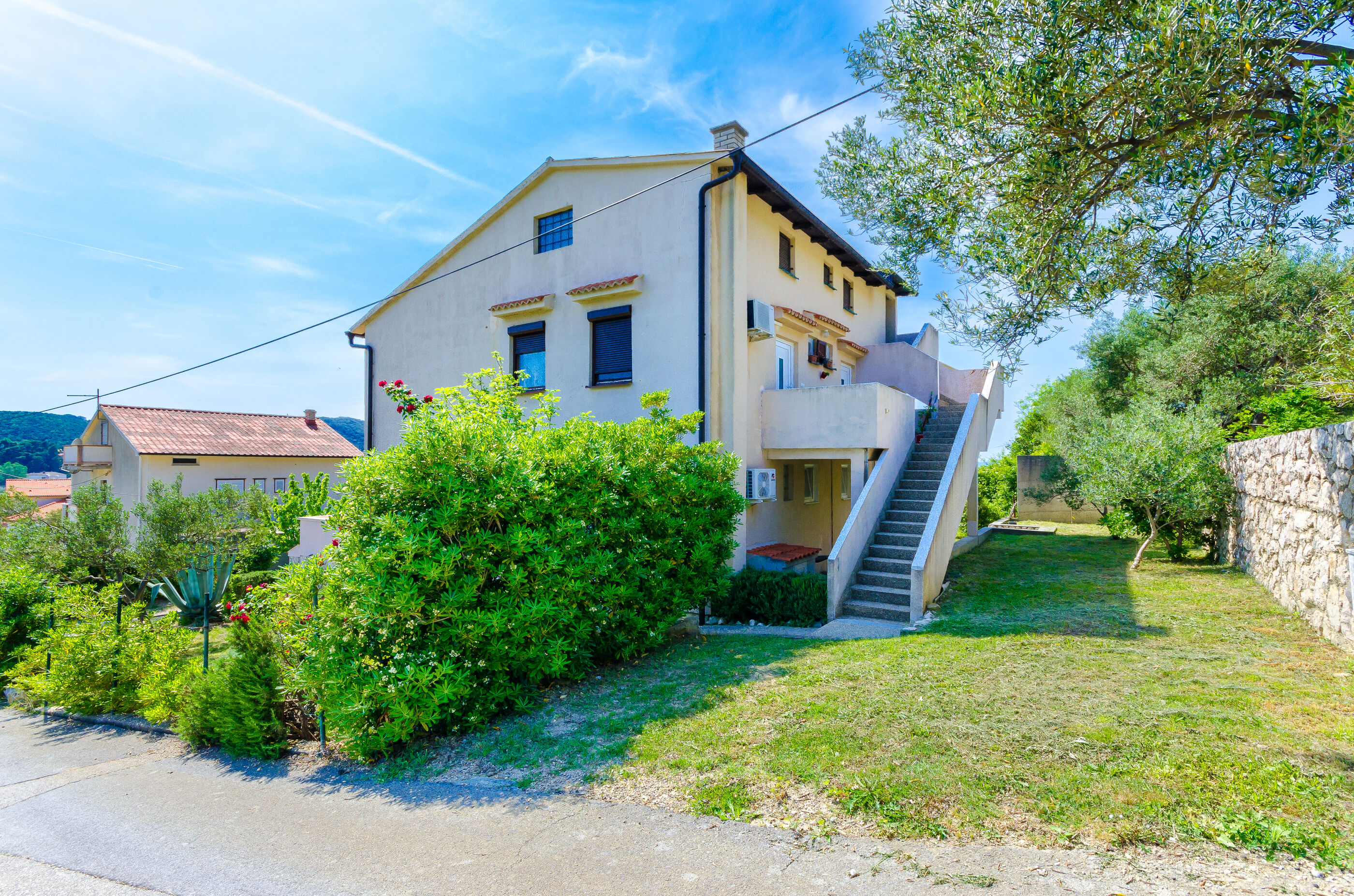 Apartments Vesna 81421-A3