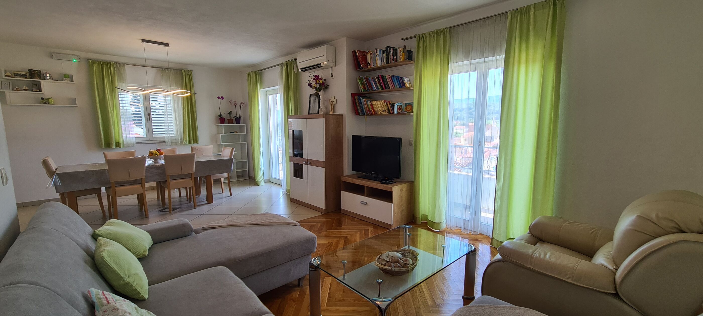 Apartment On the top 27161-A1