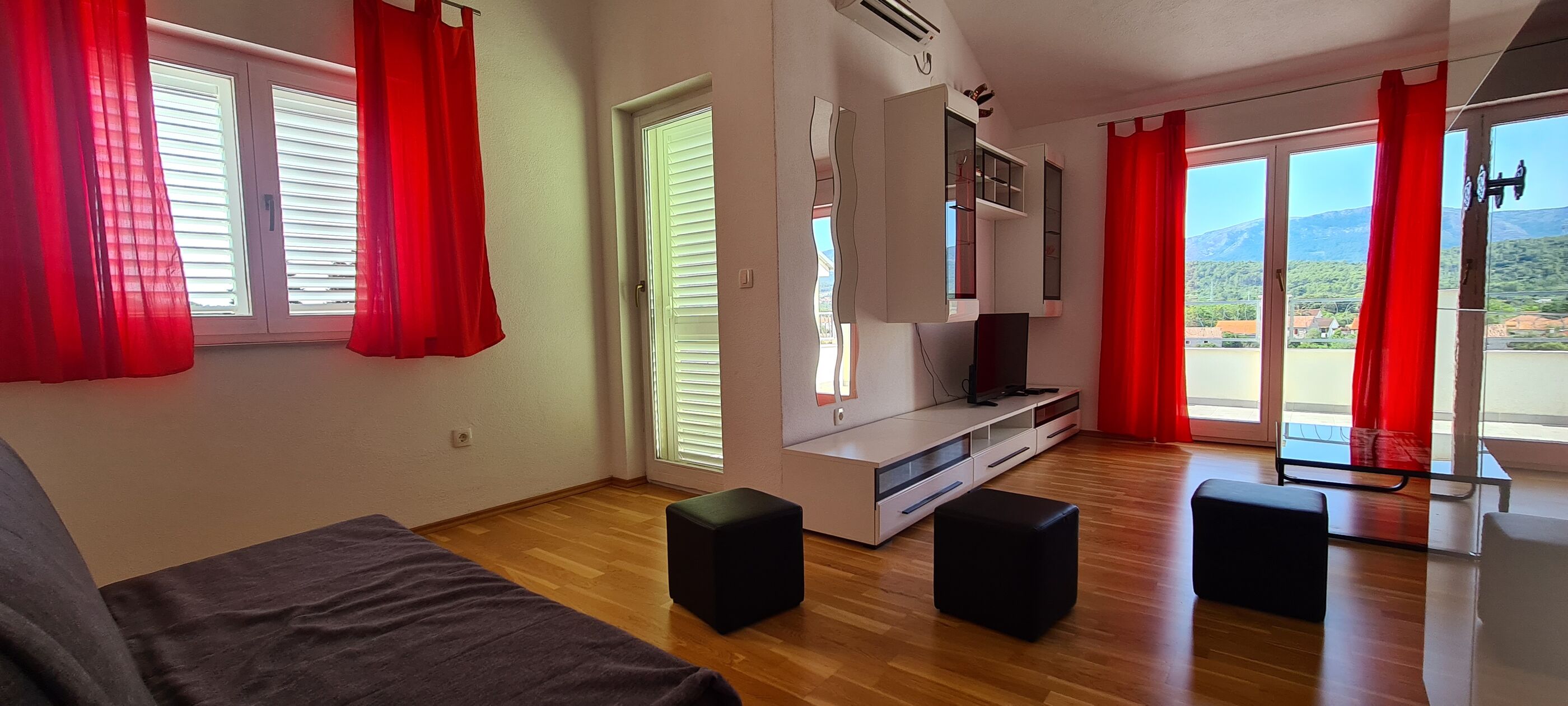 Apartment On the top 27161-A1